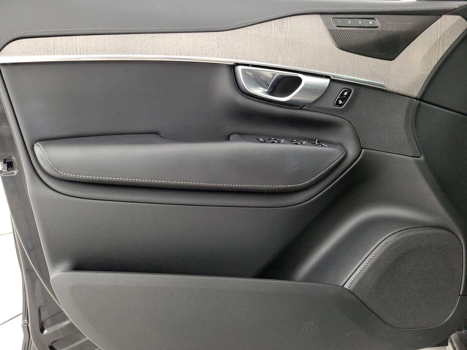 2023 Volvo XC90 Ultimate - Photo 13