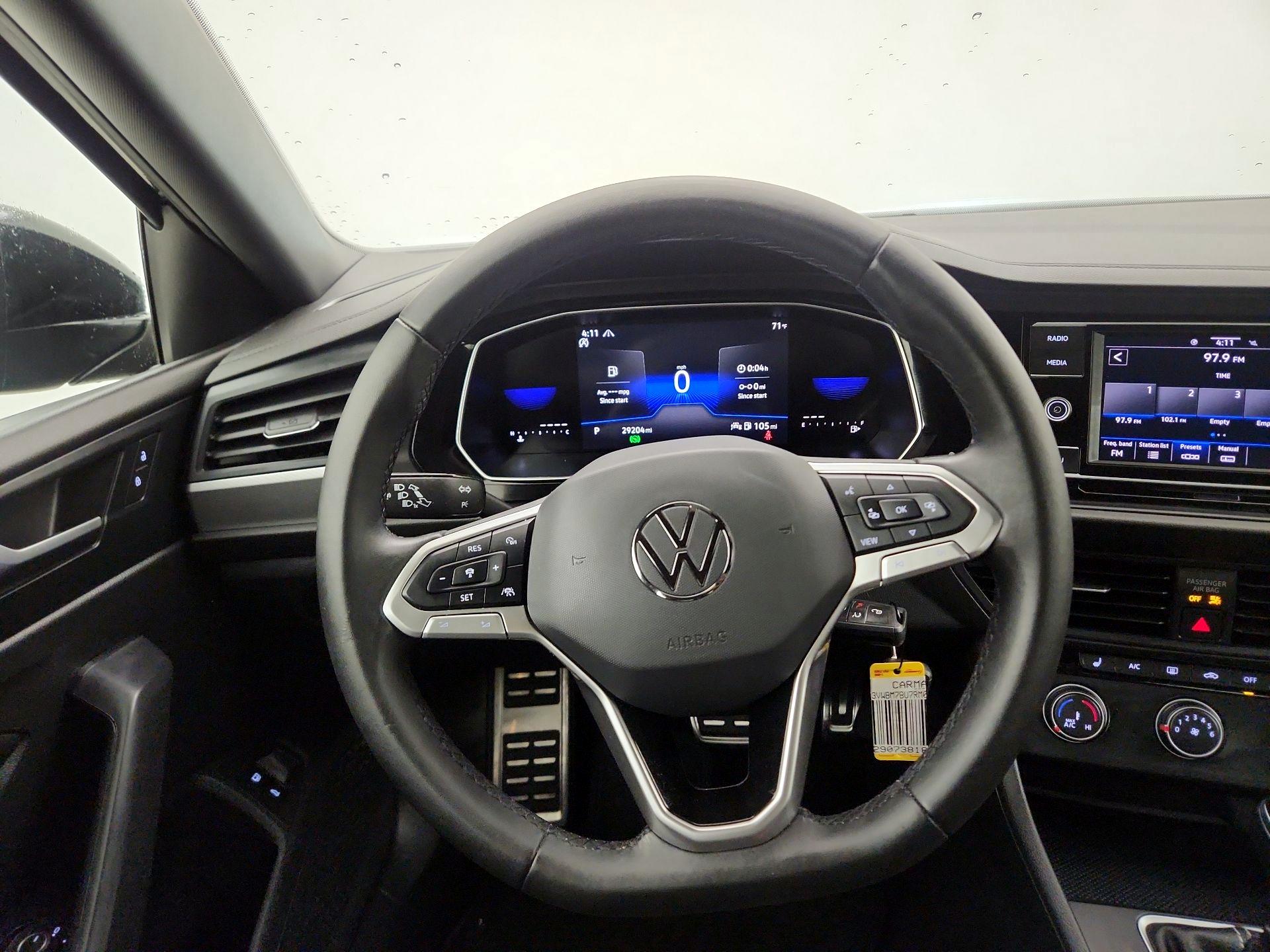Thumbnail: 2024 Volkswagen Jetta - 10