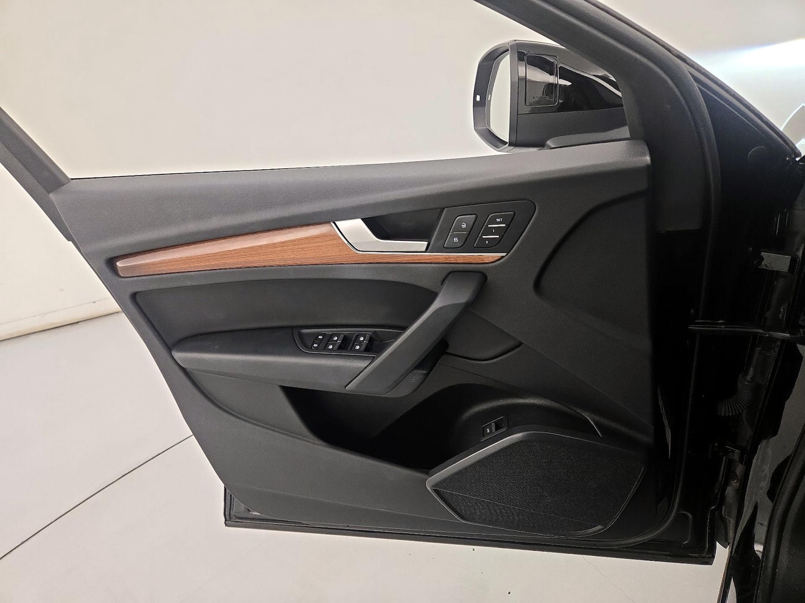 2023 Audi Q5 Premium - Photo 13