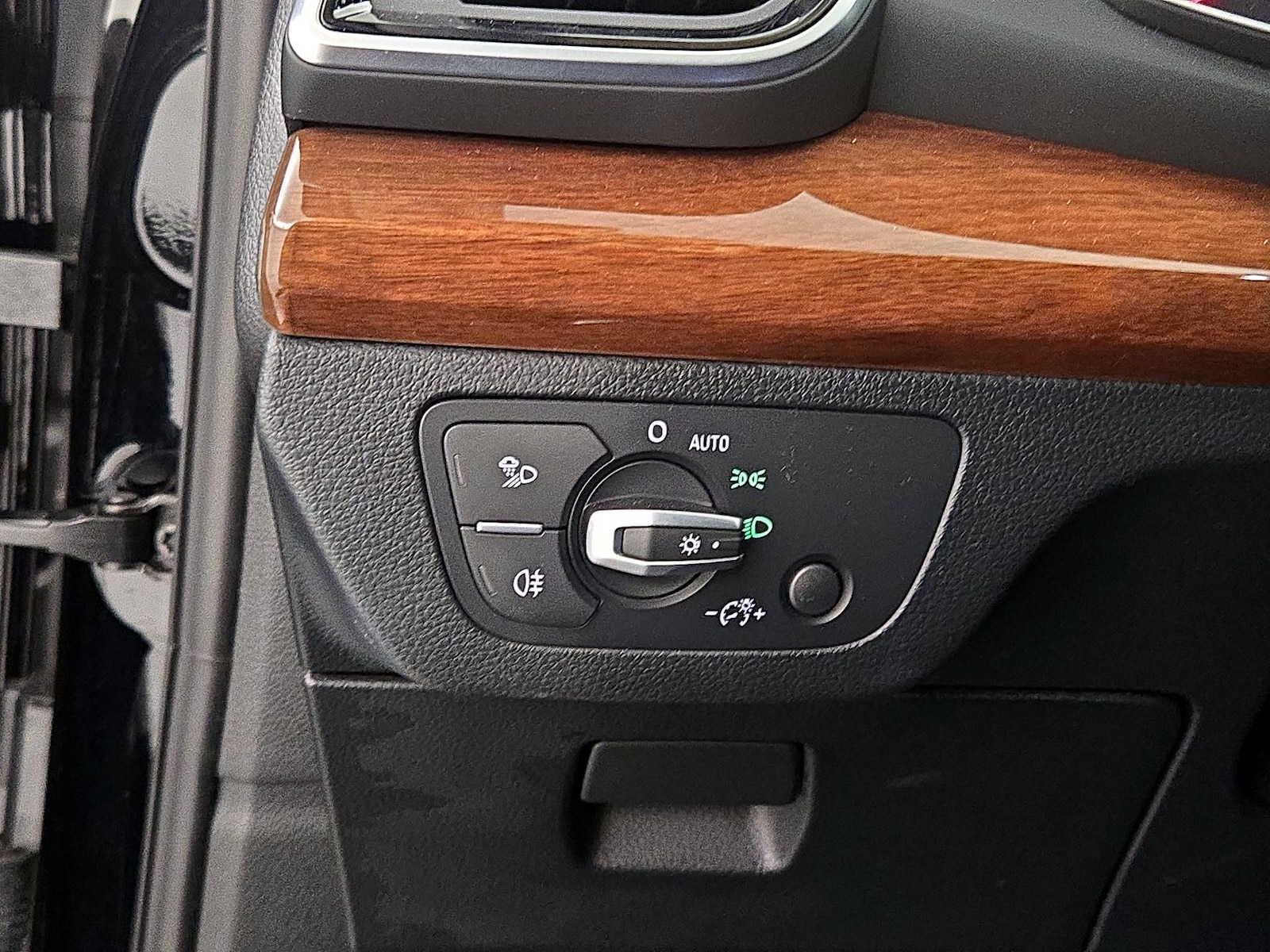 2023 Audi Q5 Premium - Photo 14