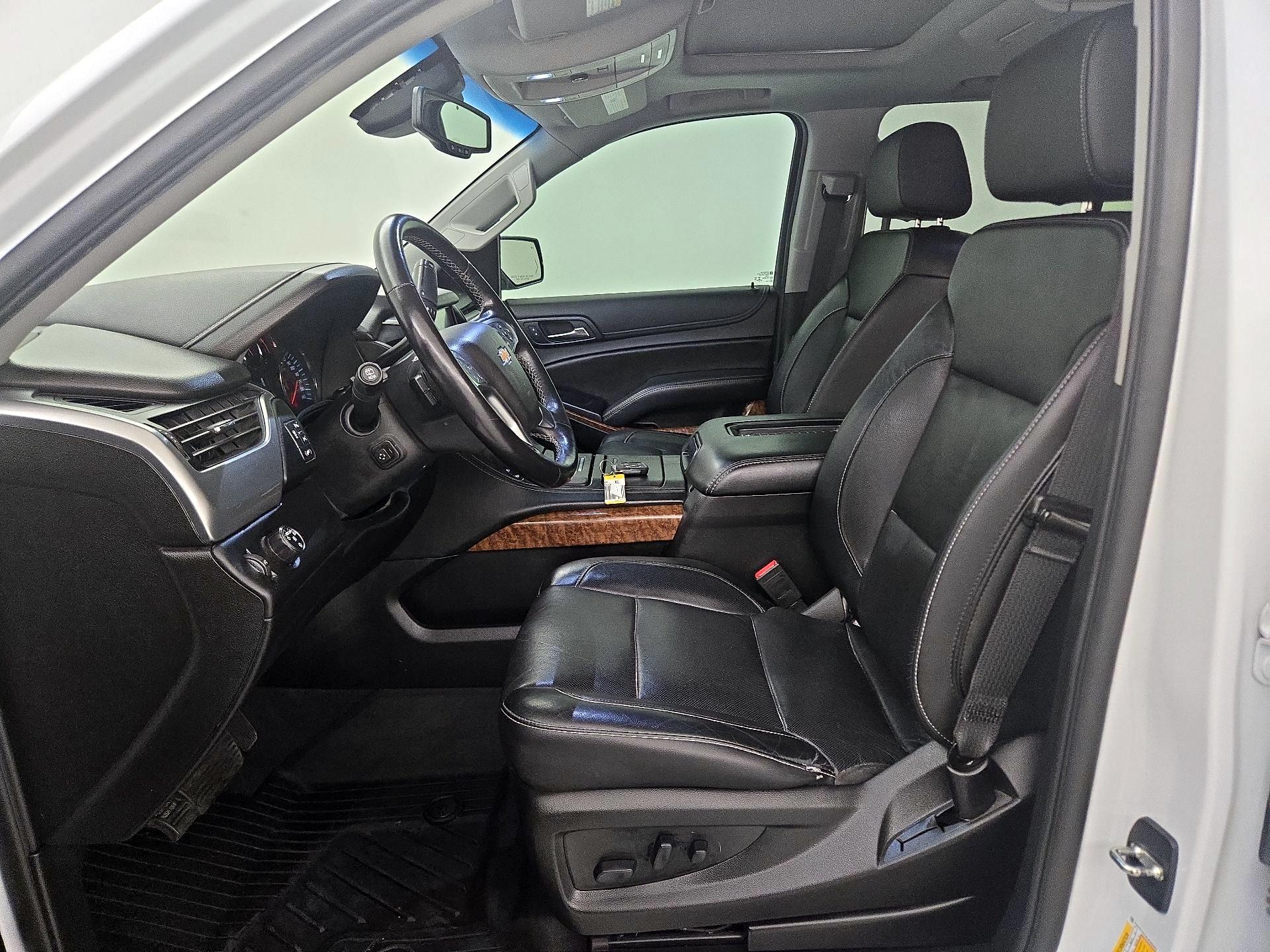 Thumbnail: 2020 Chevrolet Tahoe - 11