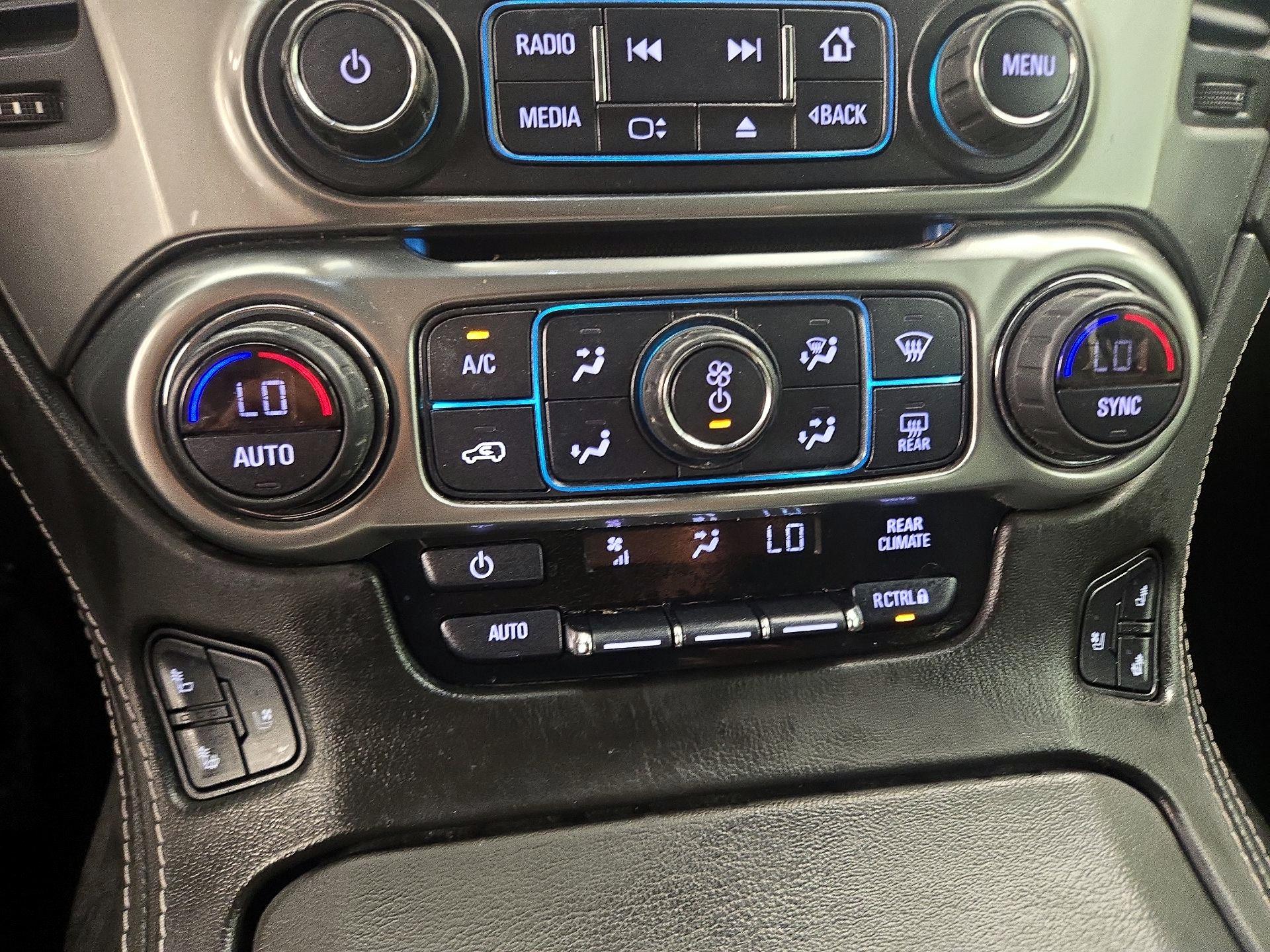 Thumbnail: 2020 Chevrolet Tahoe - 16