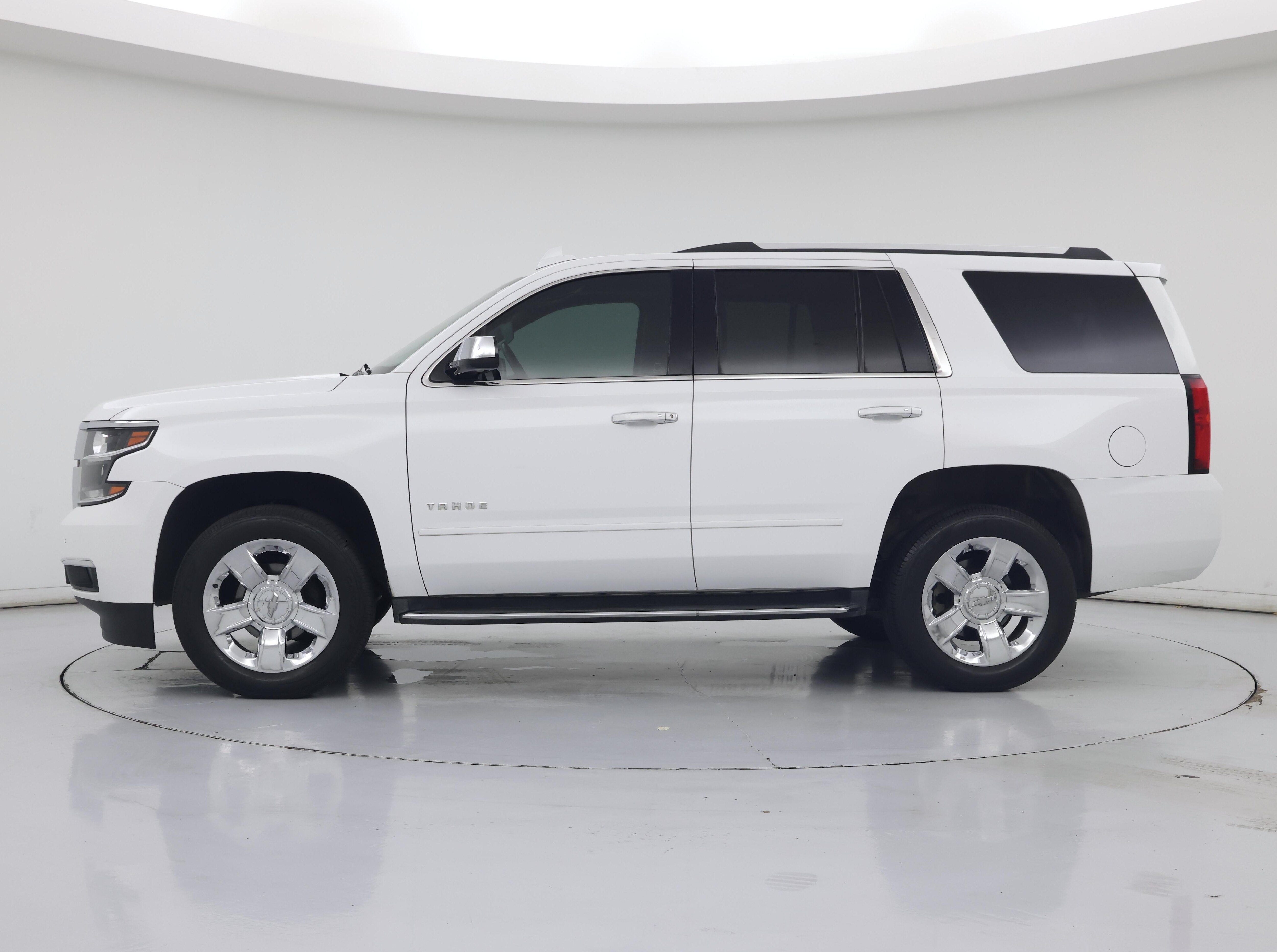 Thumbnail: 2020 Chevrolet Tahoe - 3