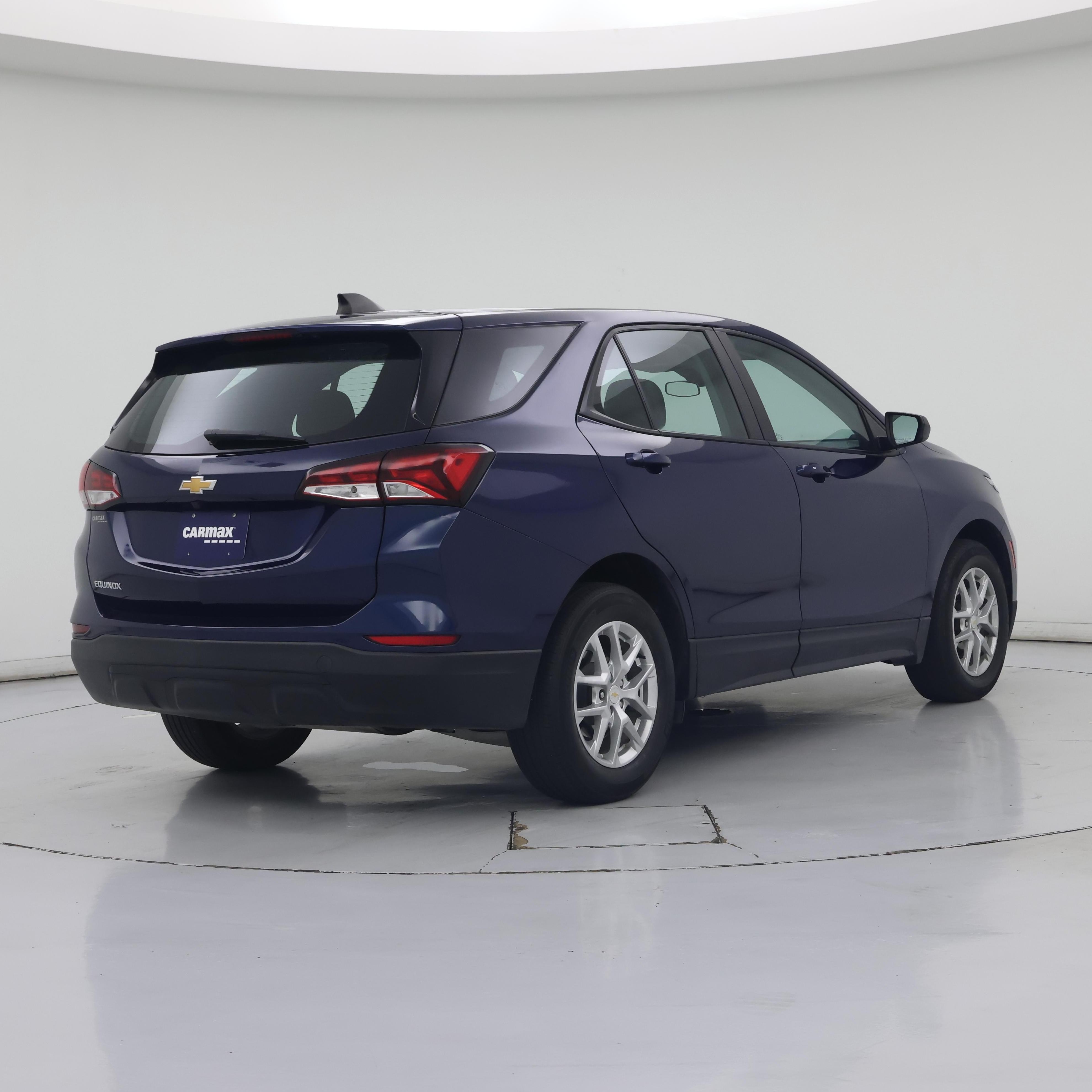 Thumbnail: 2023 Chevrolet Equinox - 8