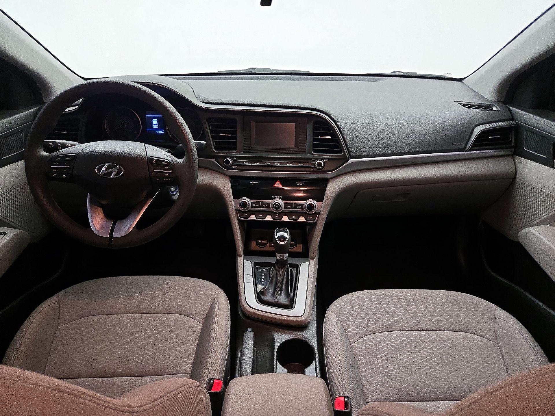 Thumbnail: 2020 Hyundai Elantra - 9