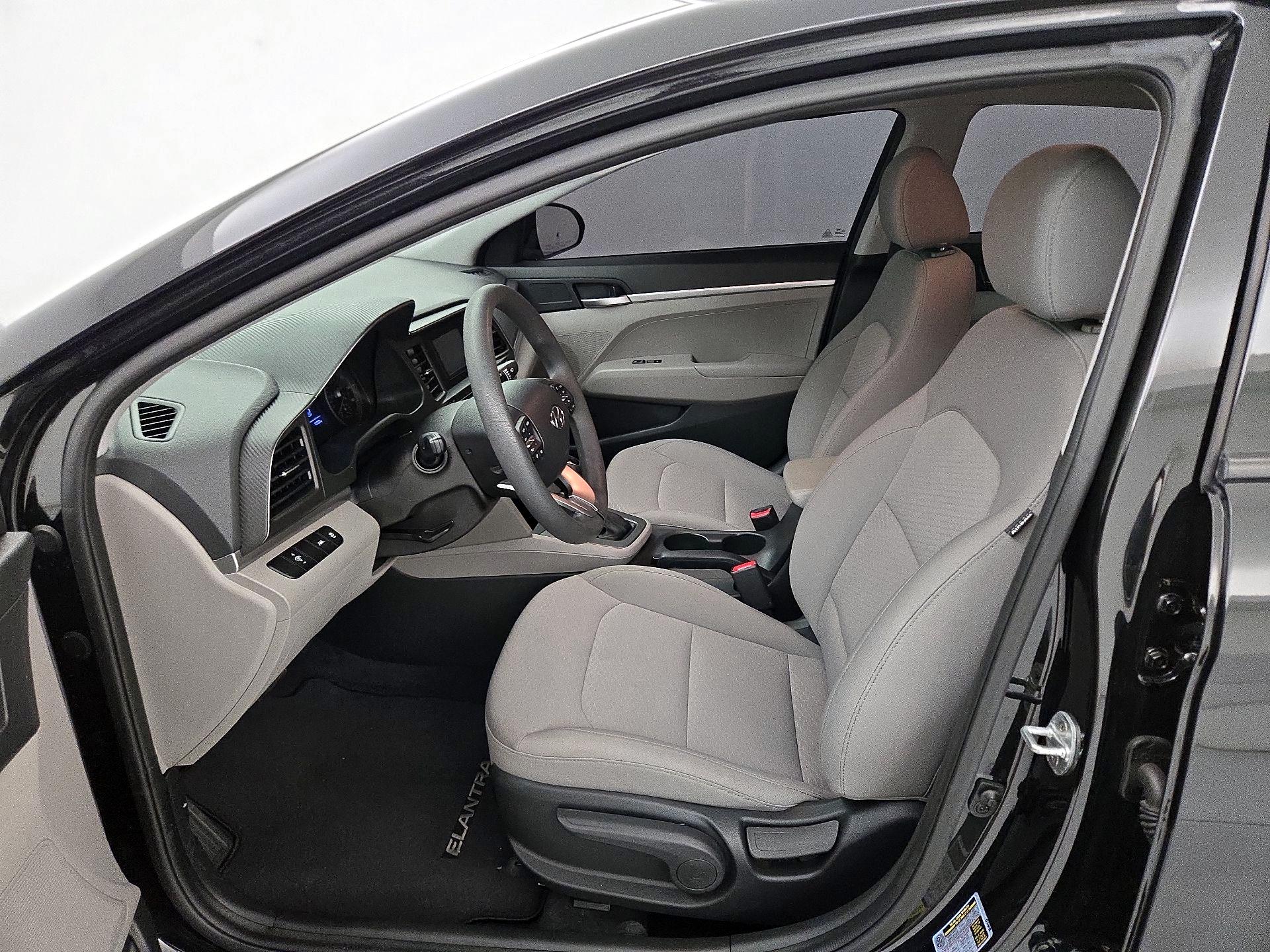 Thumbnail: 2020 Hyundai Elantra - 11