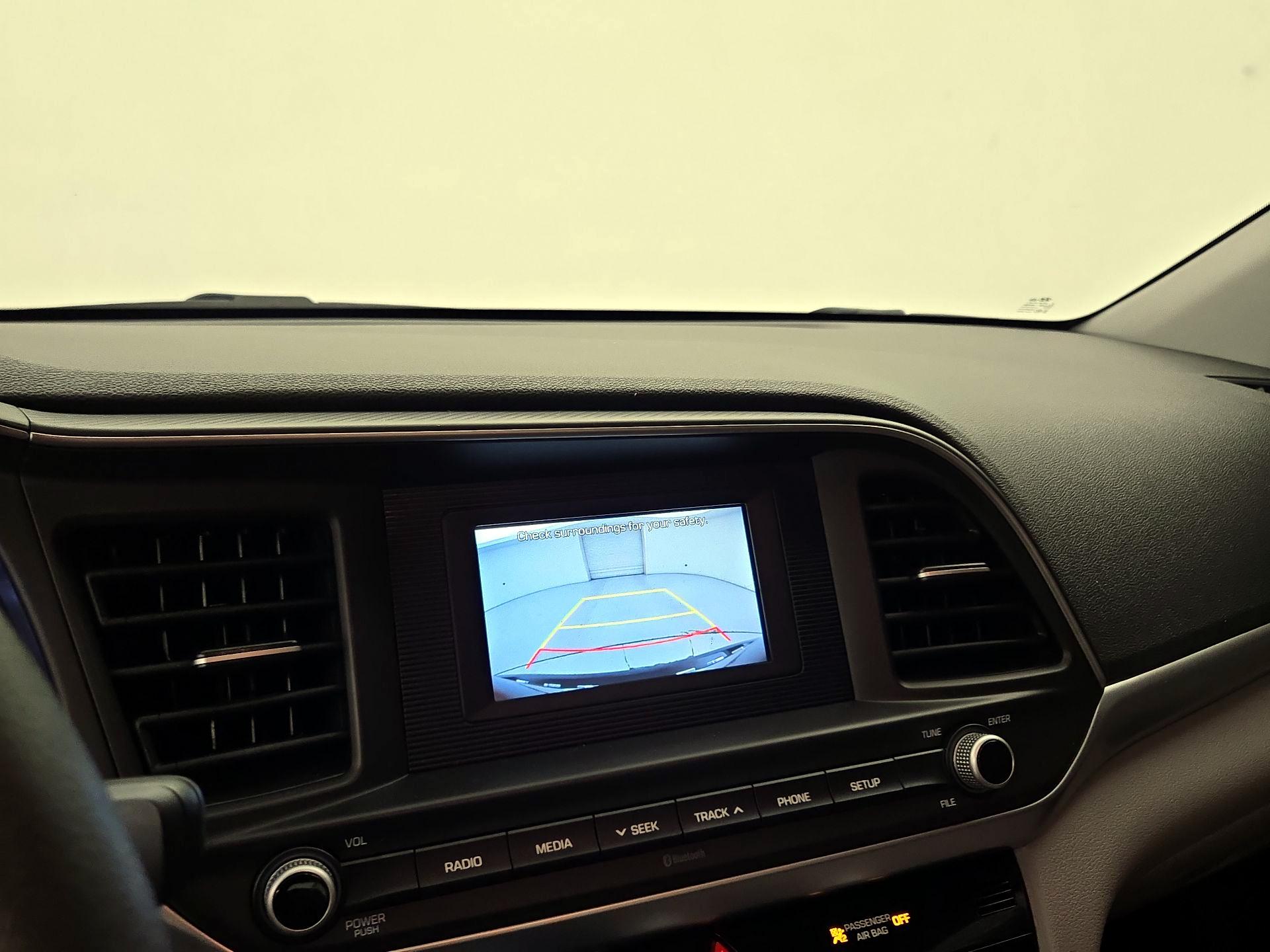 Thumbnail: 2020 Hyundai Elantra - 14