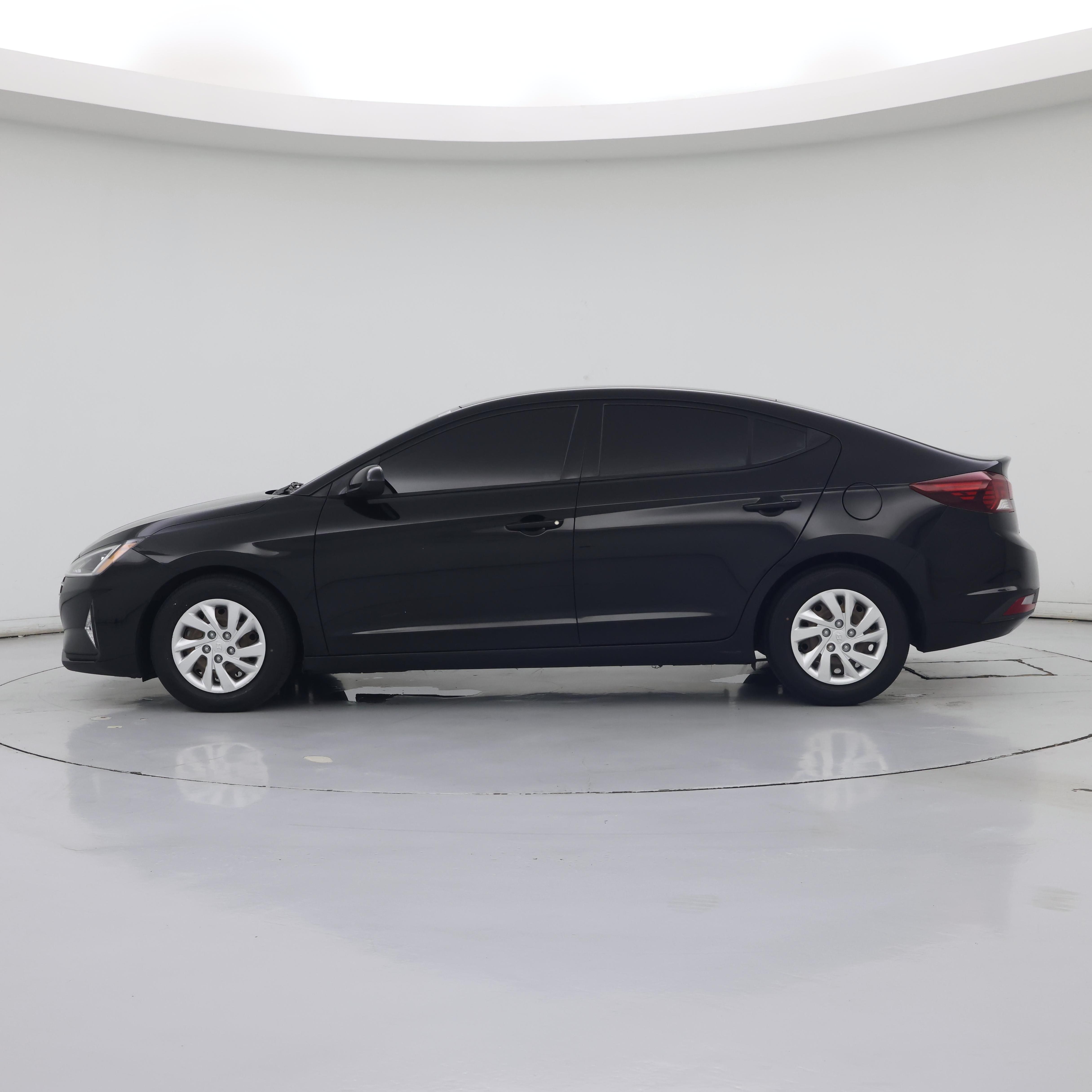 Thumbnail: 2020 Hyundai Elantra - 3