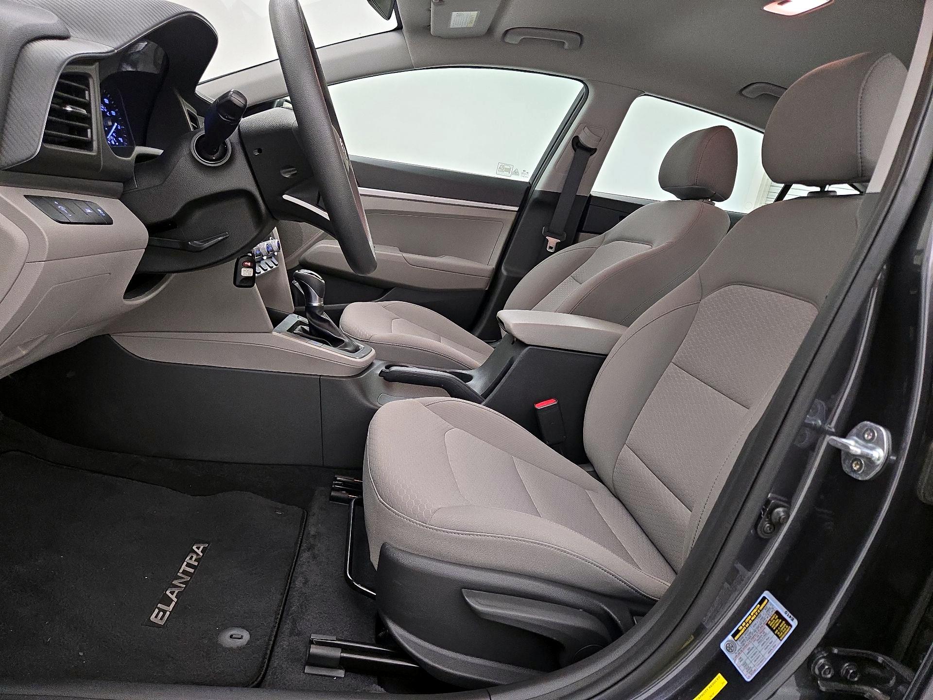 Thumbnail: 2020 Hyundai Elantra - 11