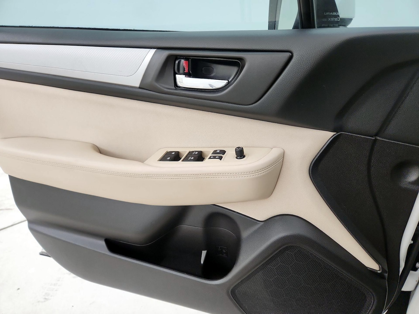 2016 Subaru Outback Premium - Photo 13