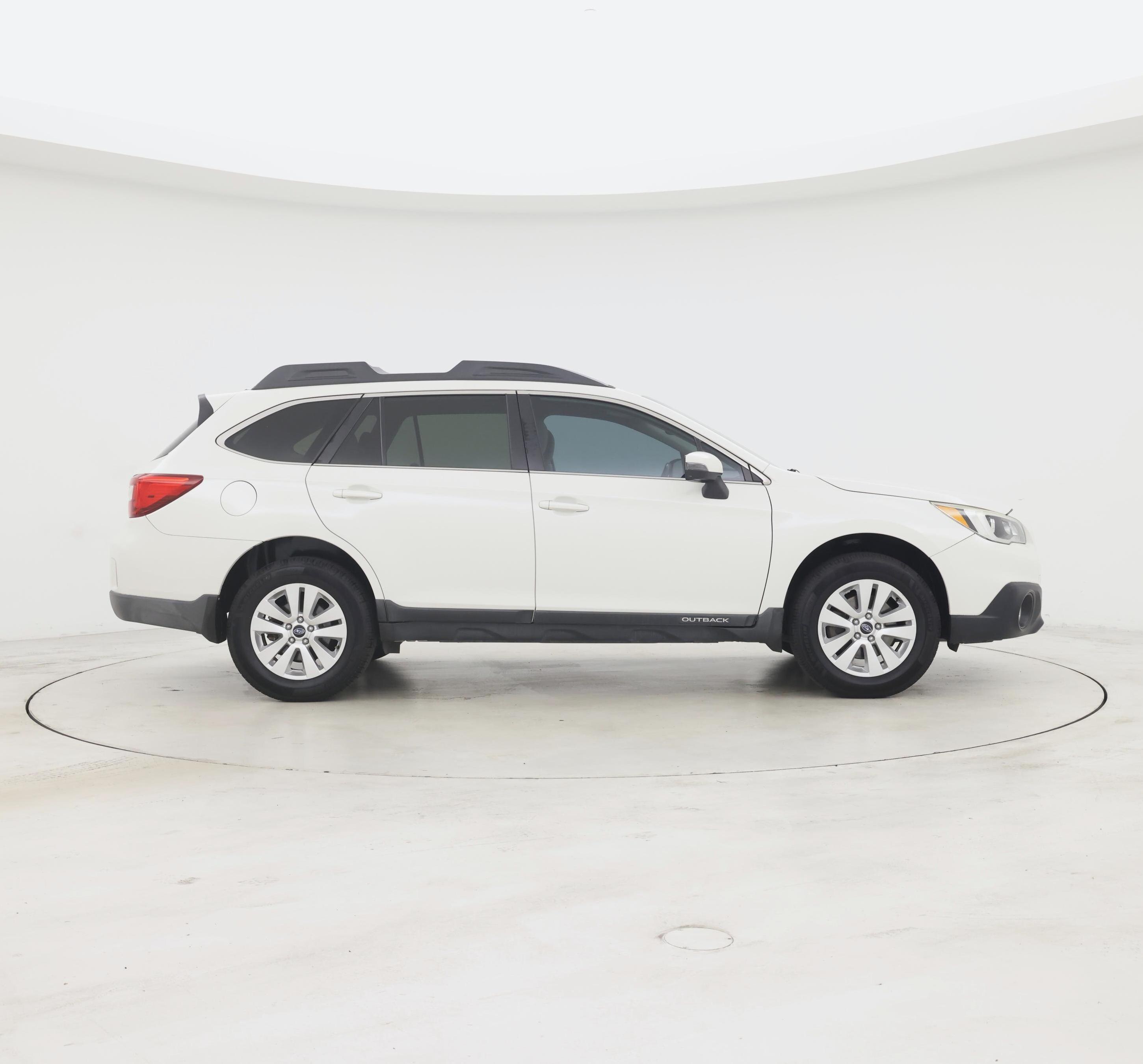 Thumbnail: 2016 Subaru Outback - 7