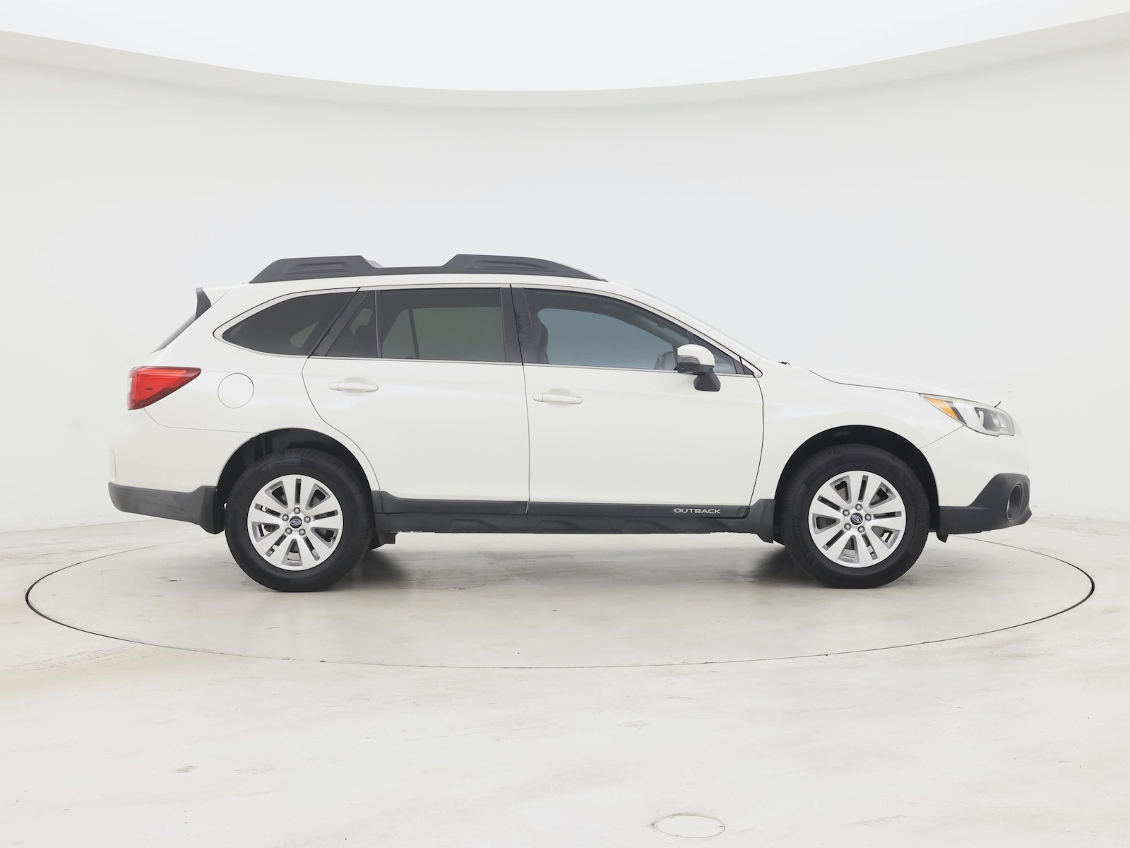 2016 Subaru Outback Premium - Photo 8