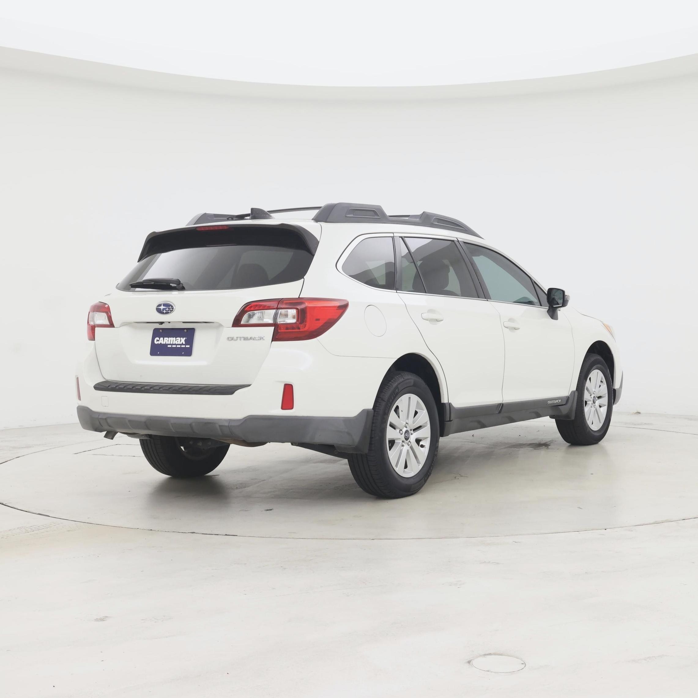 Thumbnail: 2016 Subaru Outback - 8