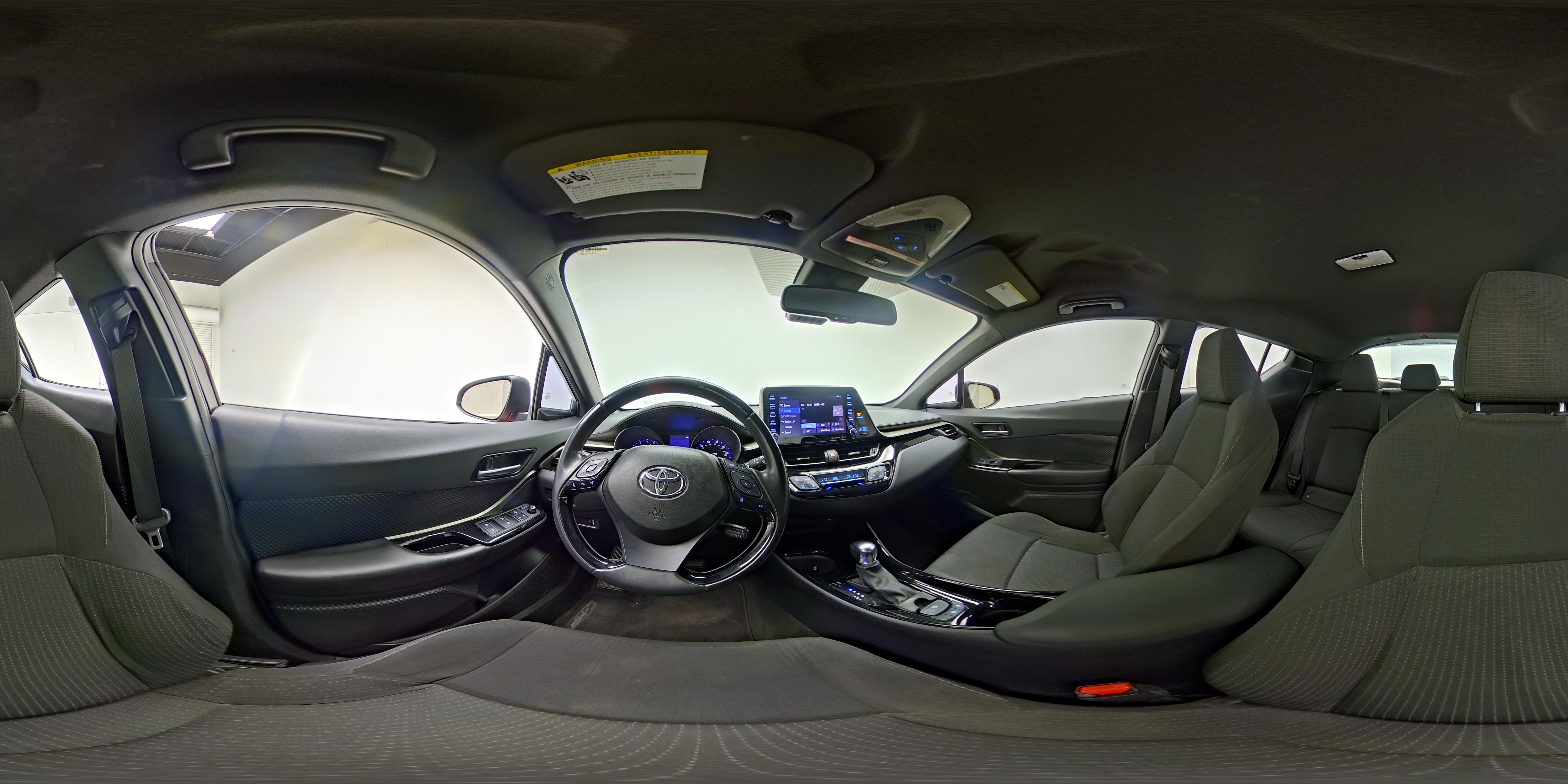 2019 Toyota C-HR XLE - Photo 23