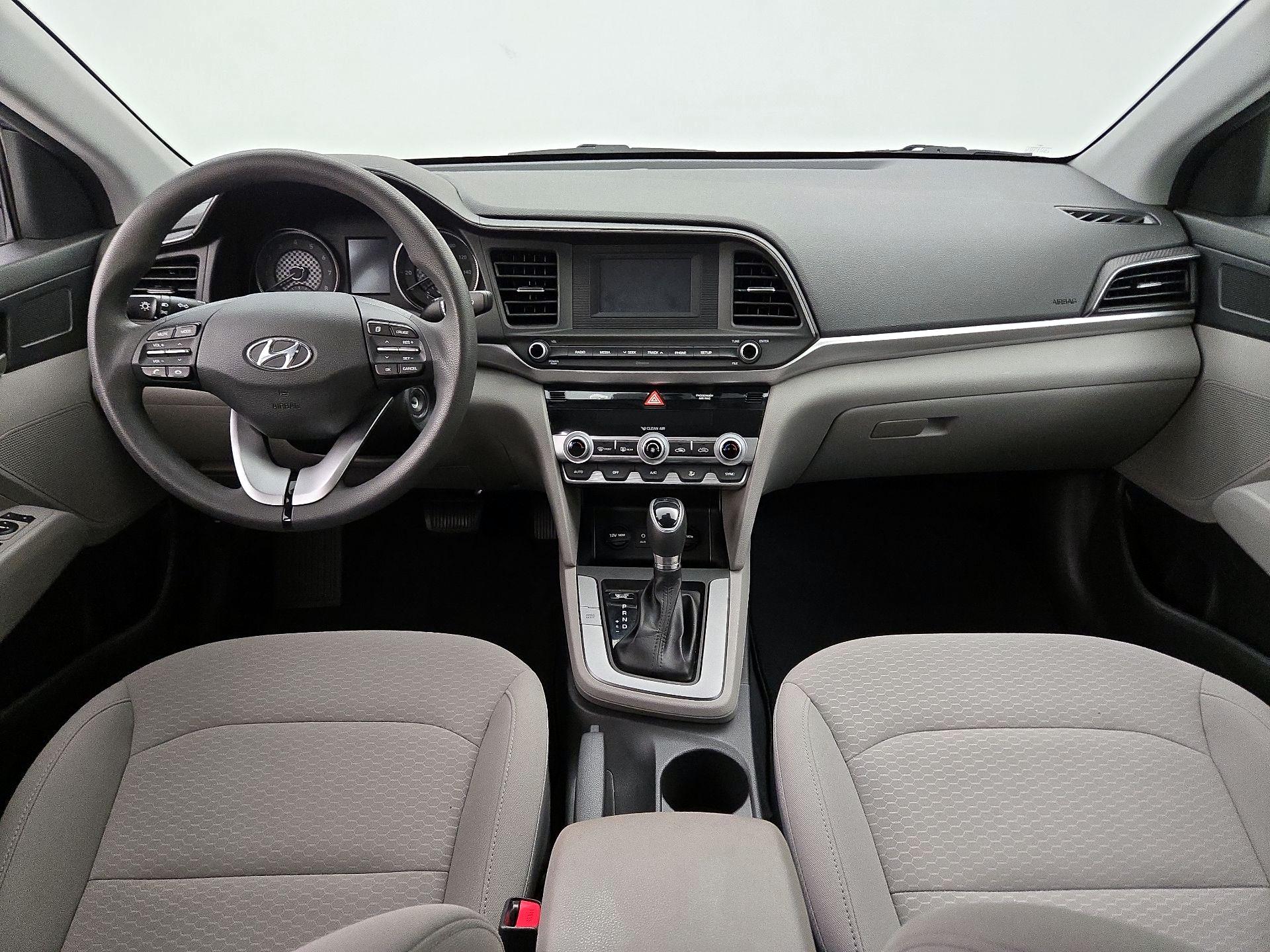 Thumbnail: 2020 Hyundai Elantra - 9