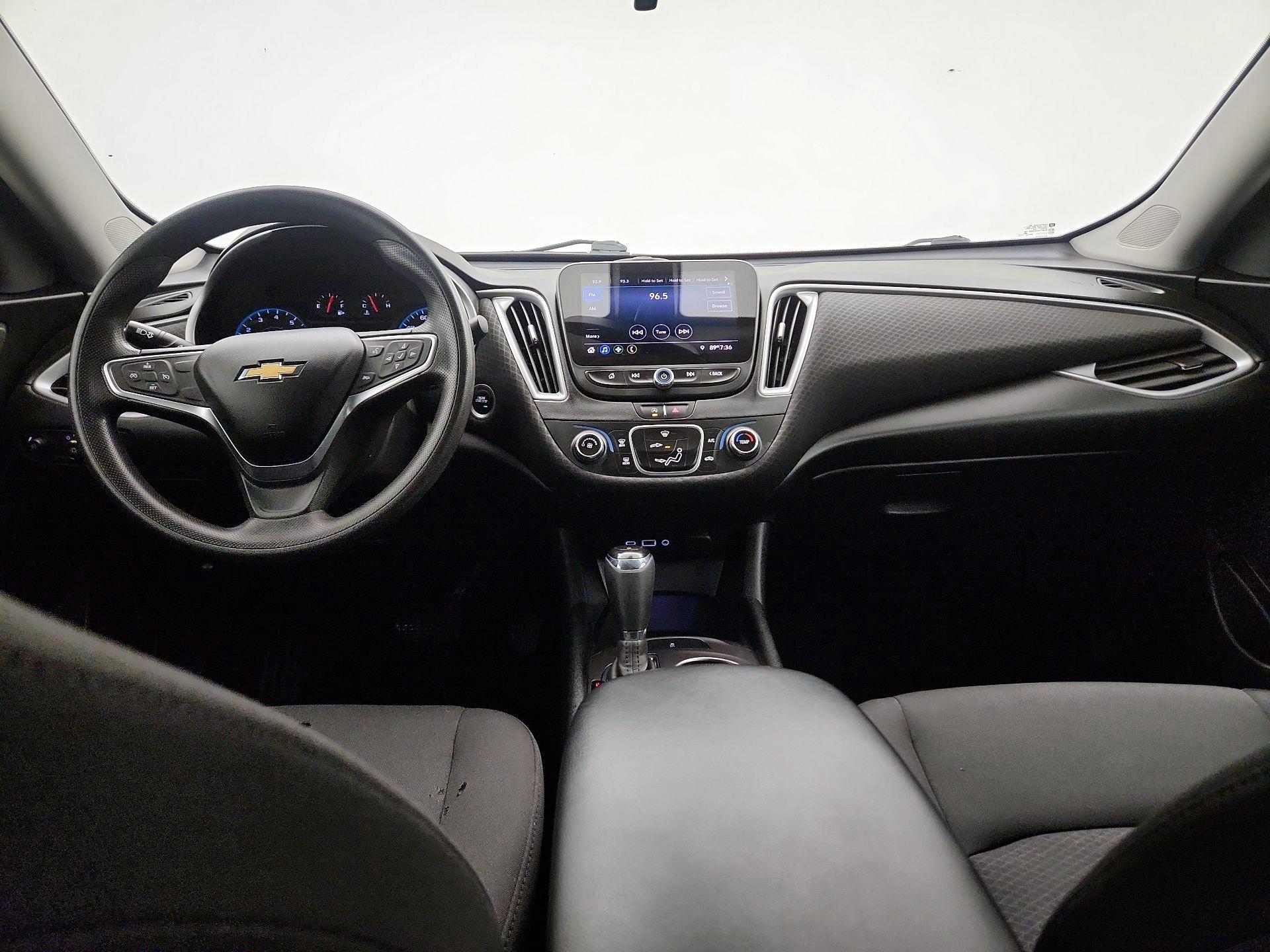 Thumbnail: 2020 Chevrolet Malibu - 9