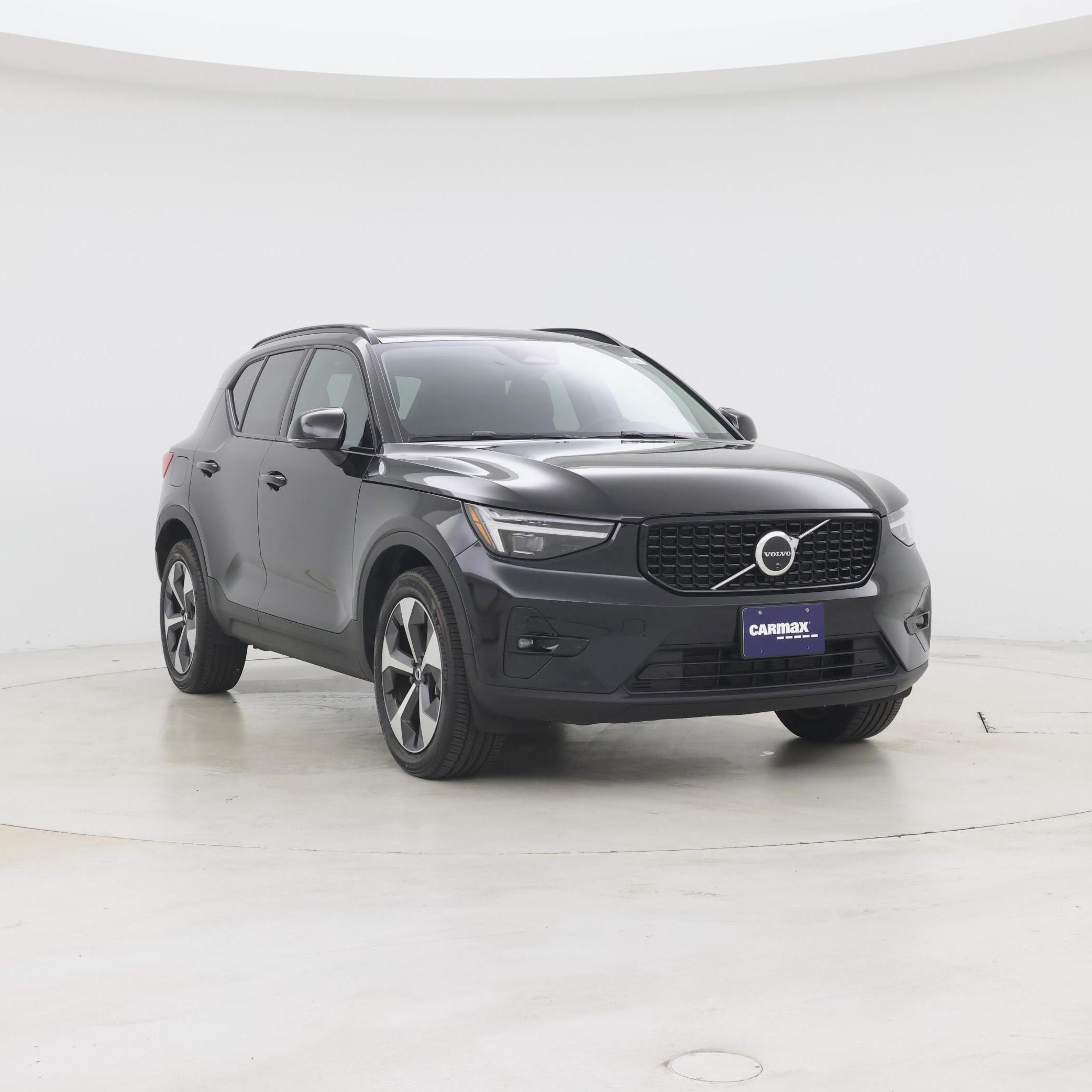 Silver 2026 Volvo XC40 SUV / Crossover All-Wheel Drive Automatic