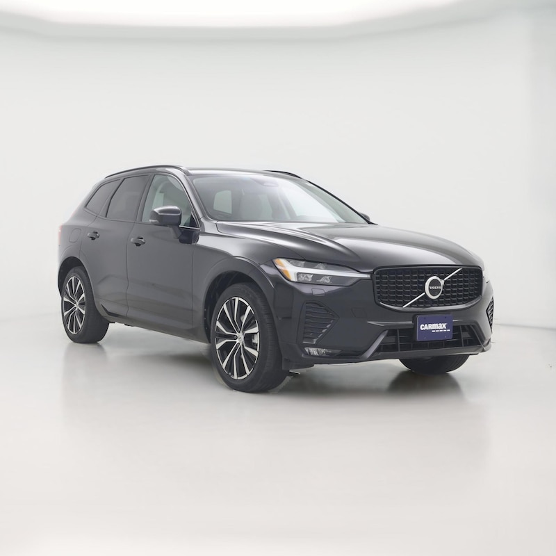 2023 Volvo XC60 B5 Plus Dark Theme