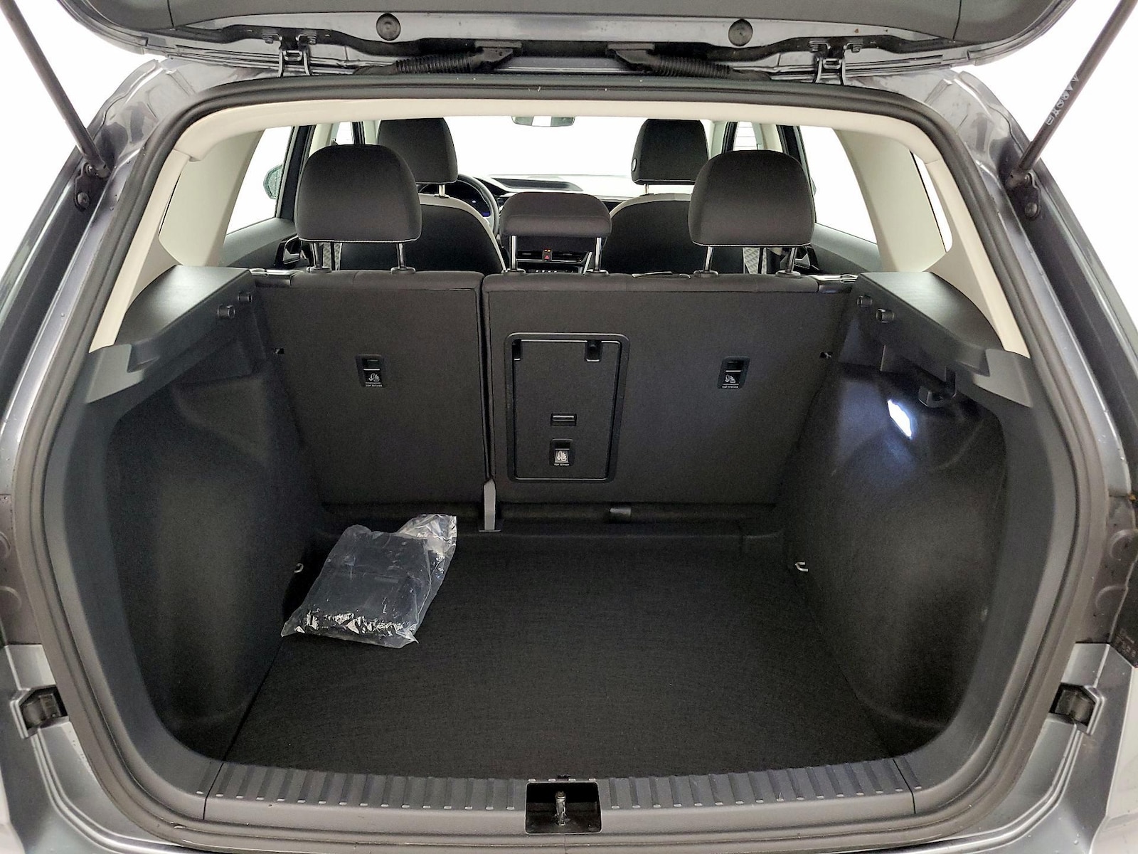 2024 Volkswagen Taos S - Photo 21