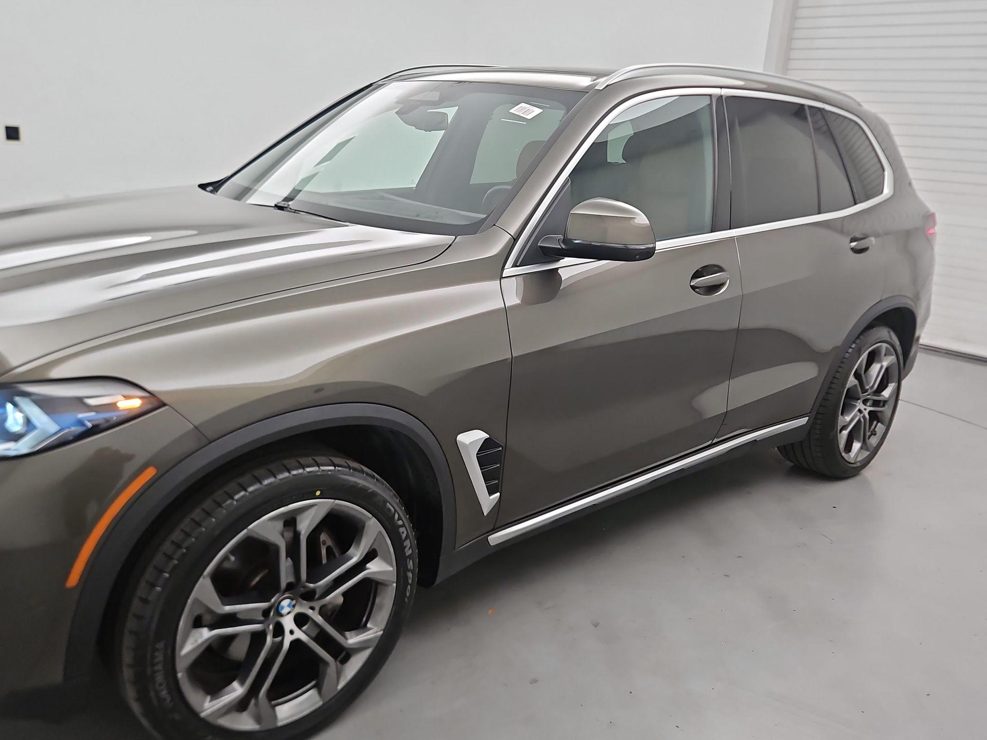 Thumbnail: 2024 BMW X5 - 3