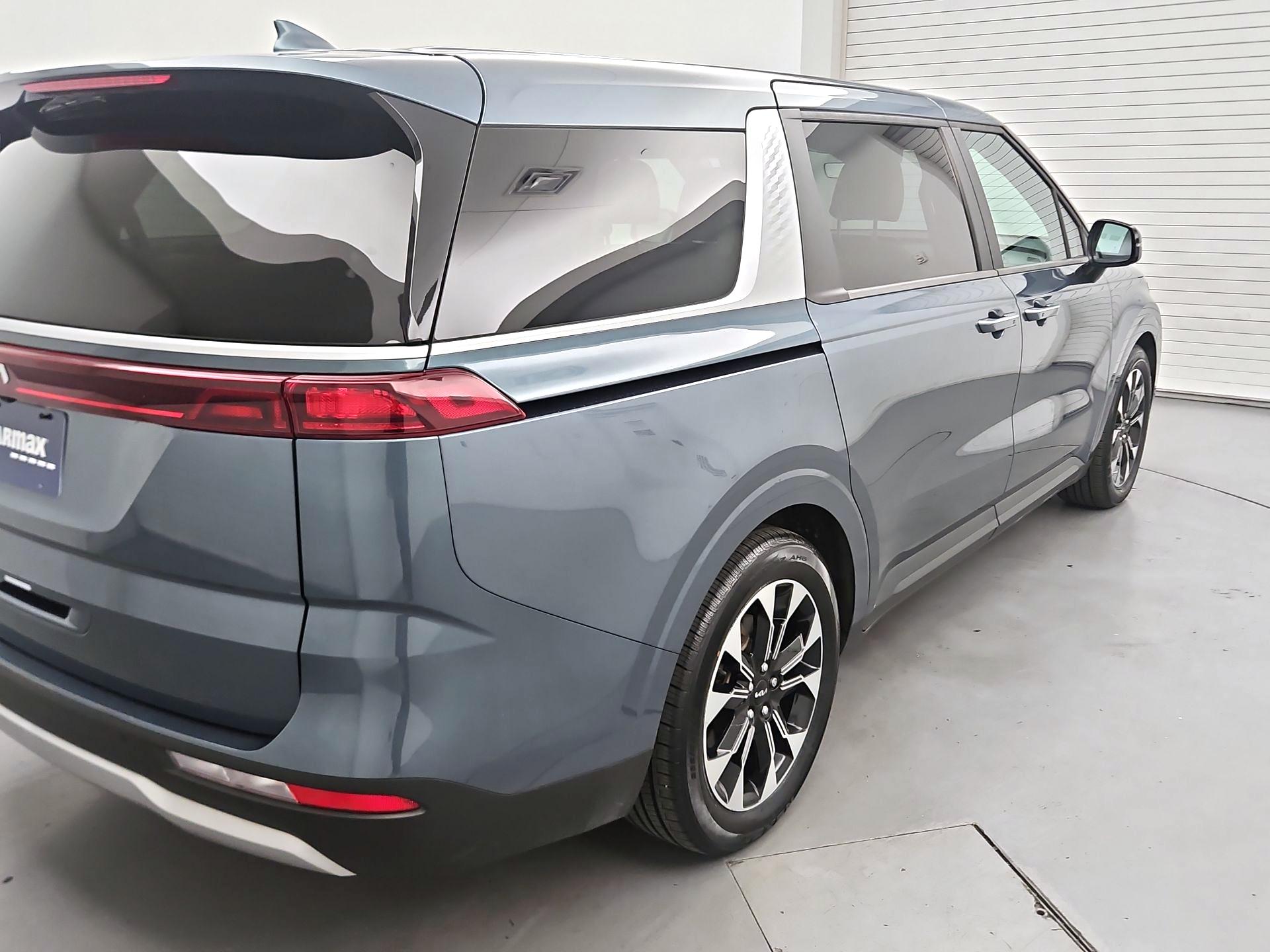 Thumbnail: 2024 Kia Carnival - 5