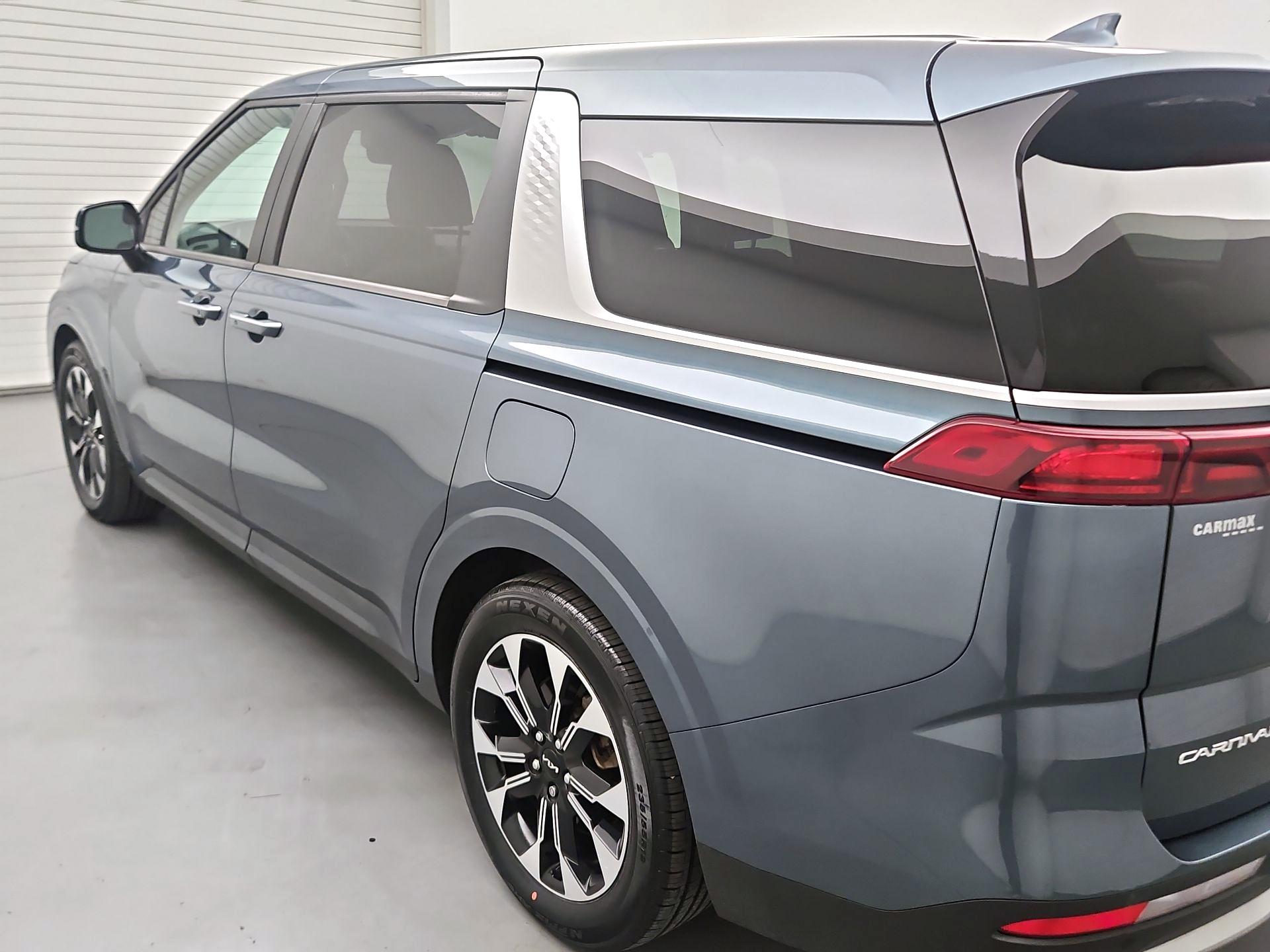 Thumbnail: 2024 Kia Carnival - 7