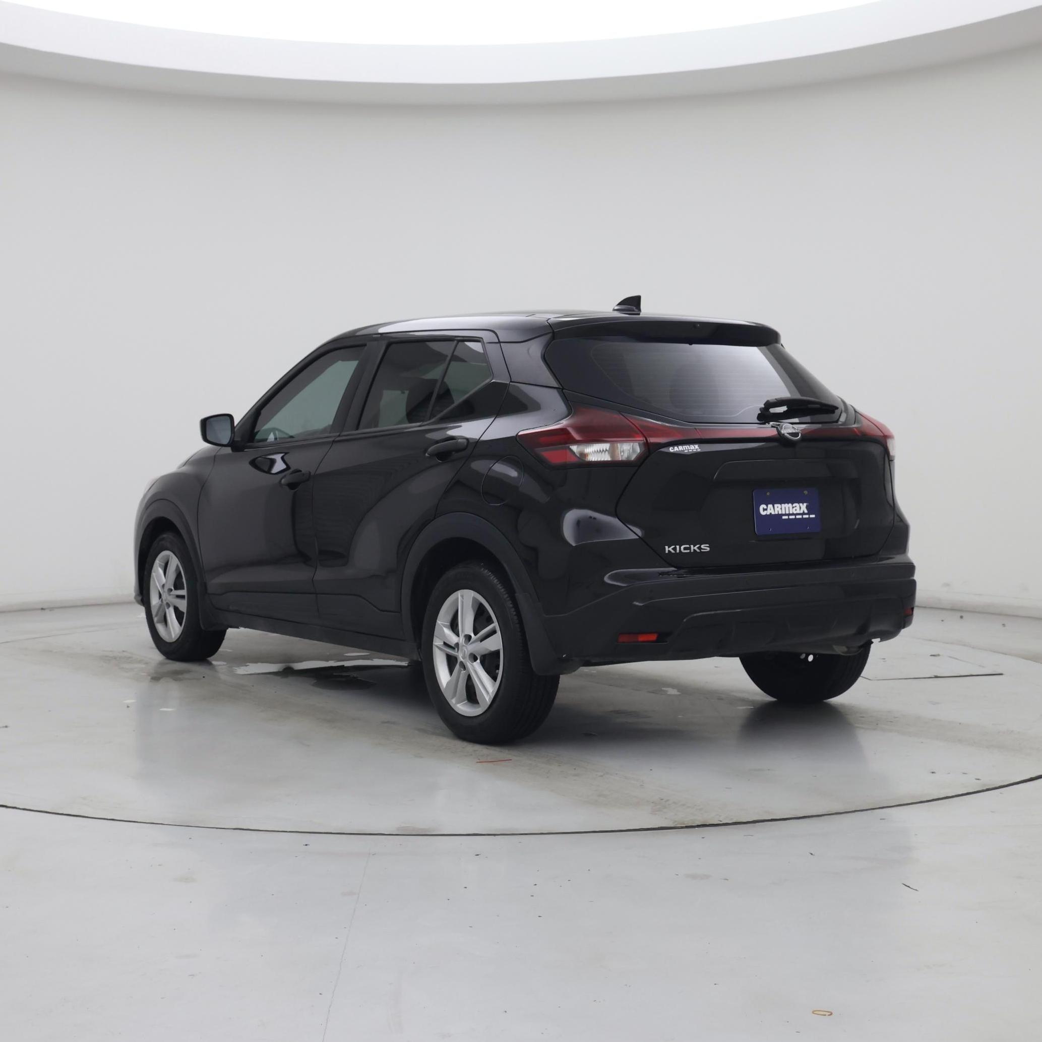 Thumbnail: 2024 Nissan Kicks - 2