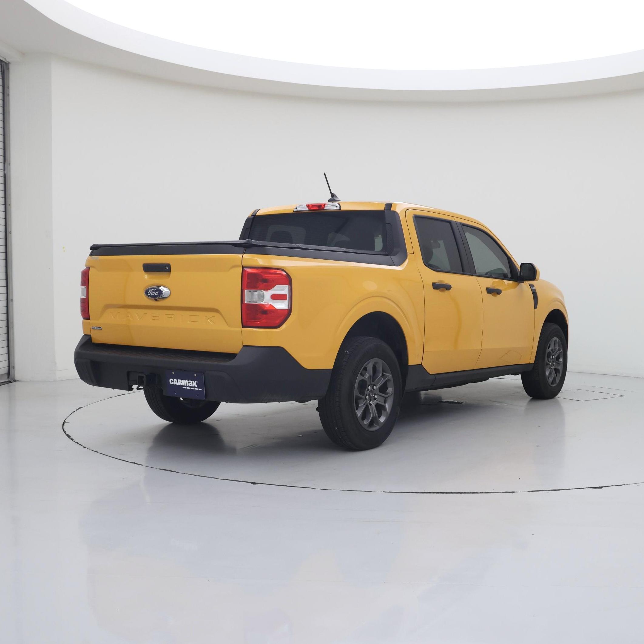 Thumbnail: 2023 Ford Maverick - 8