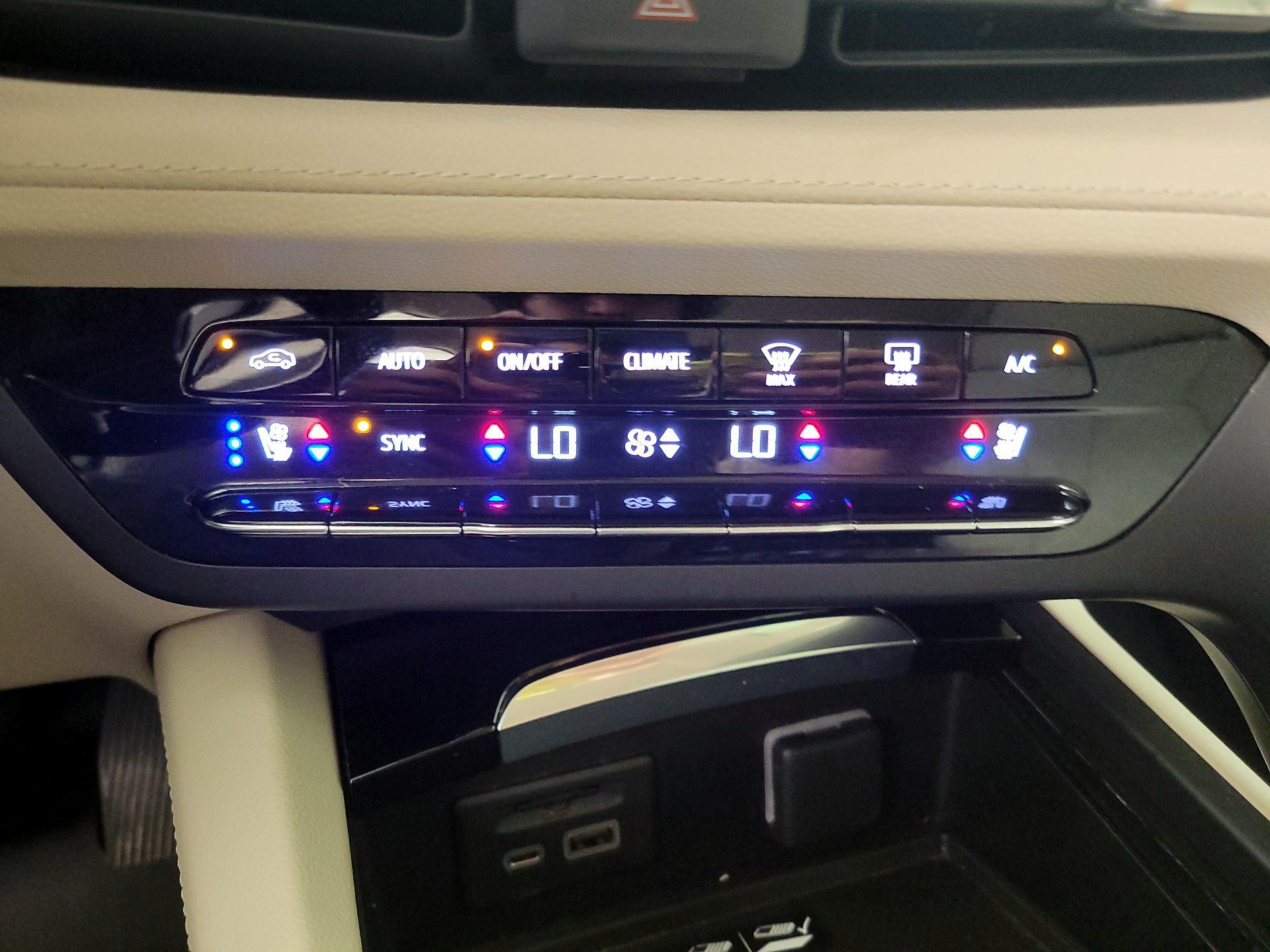 Thumbnail: 2023 Buick Envision - 17