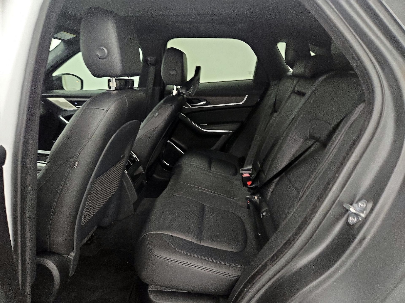 2023 Jaguar F-Pace S - Photo 22