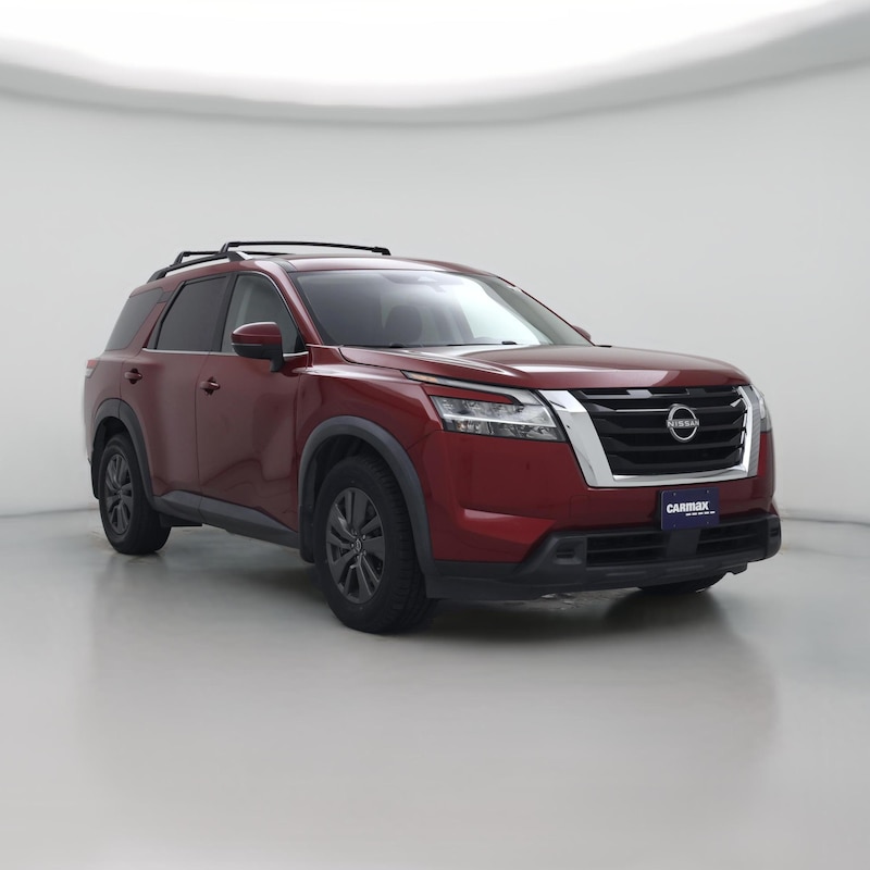2022 Nissan Pathfinder SV