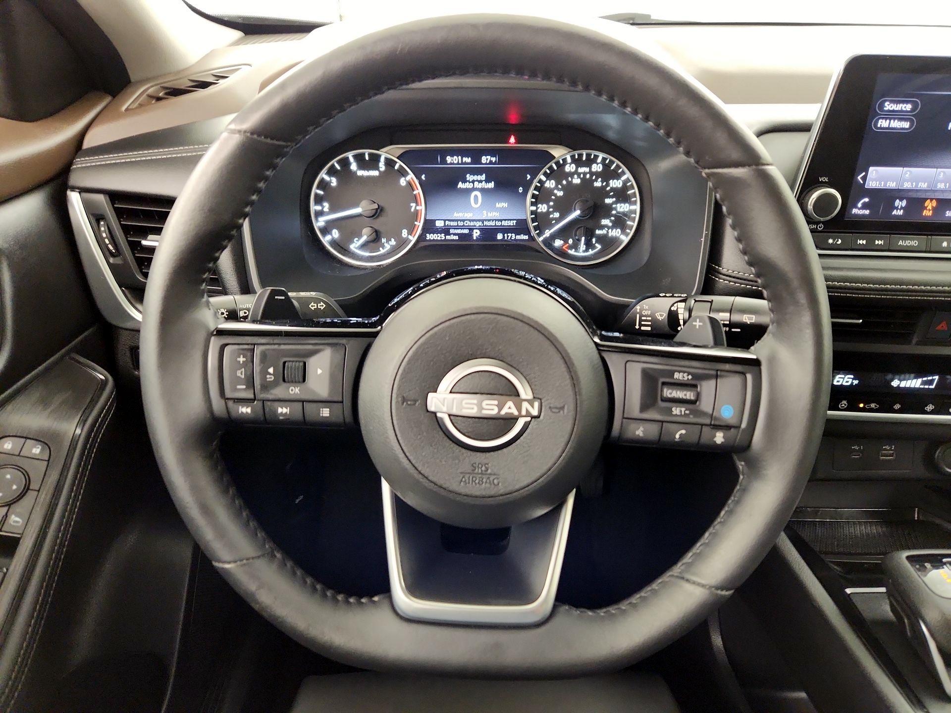 Thumbnail: 2023 Nissan Rogue - 10