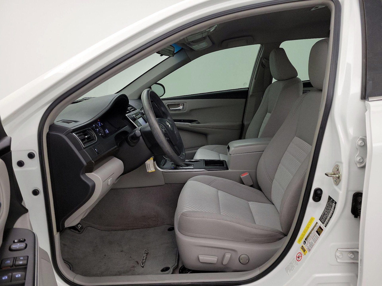 Power Seat(s) & Side Airbags