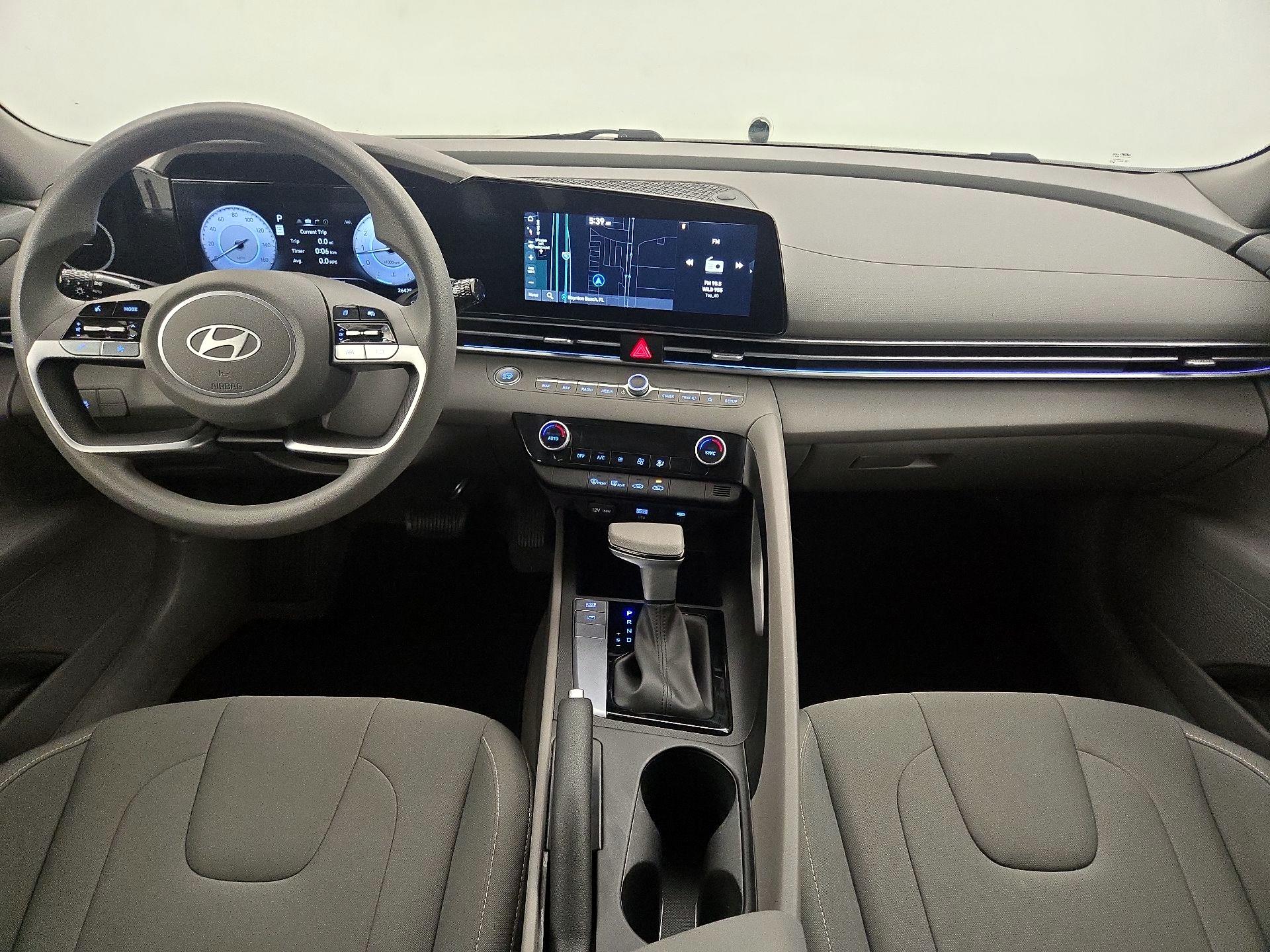 Thumbnail: 2024 Hyundai Elantra - 9