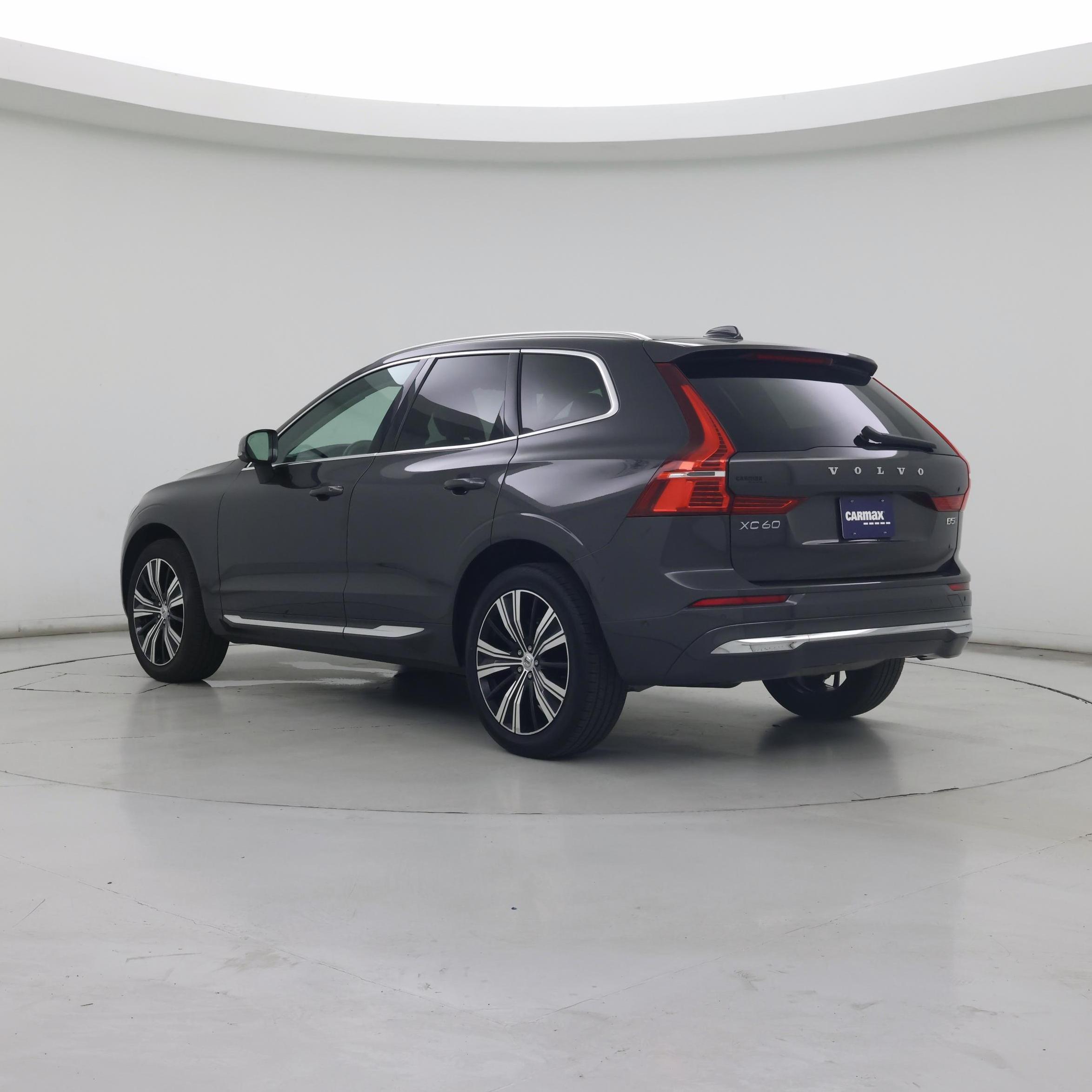 Thumbnail: 2023 Volvo XC60 - 2