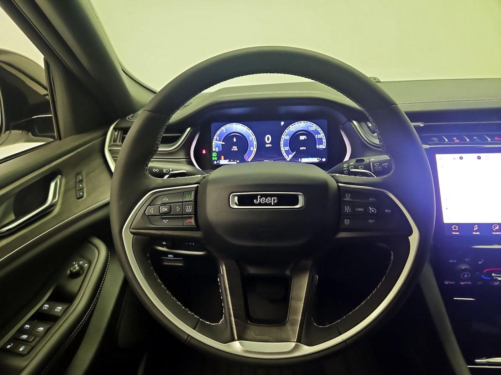 2024 Jeep Grand Cherokee L Limited - Photo 11