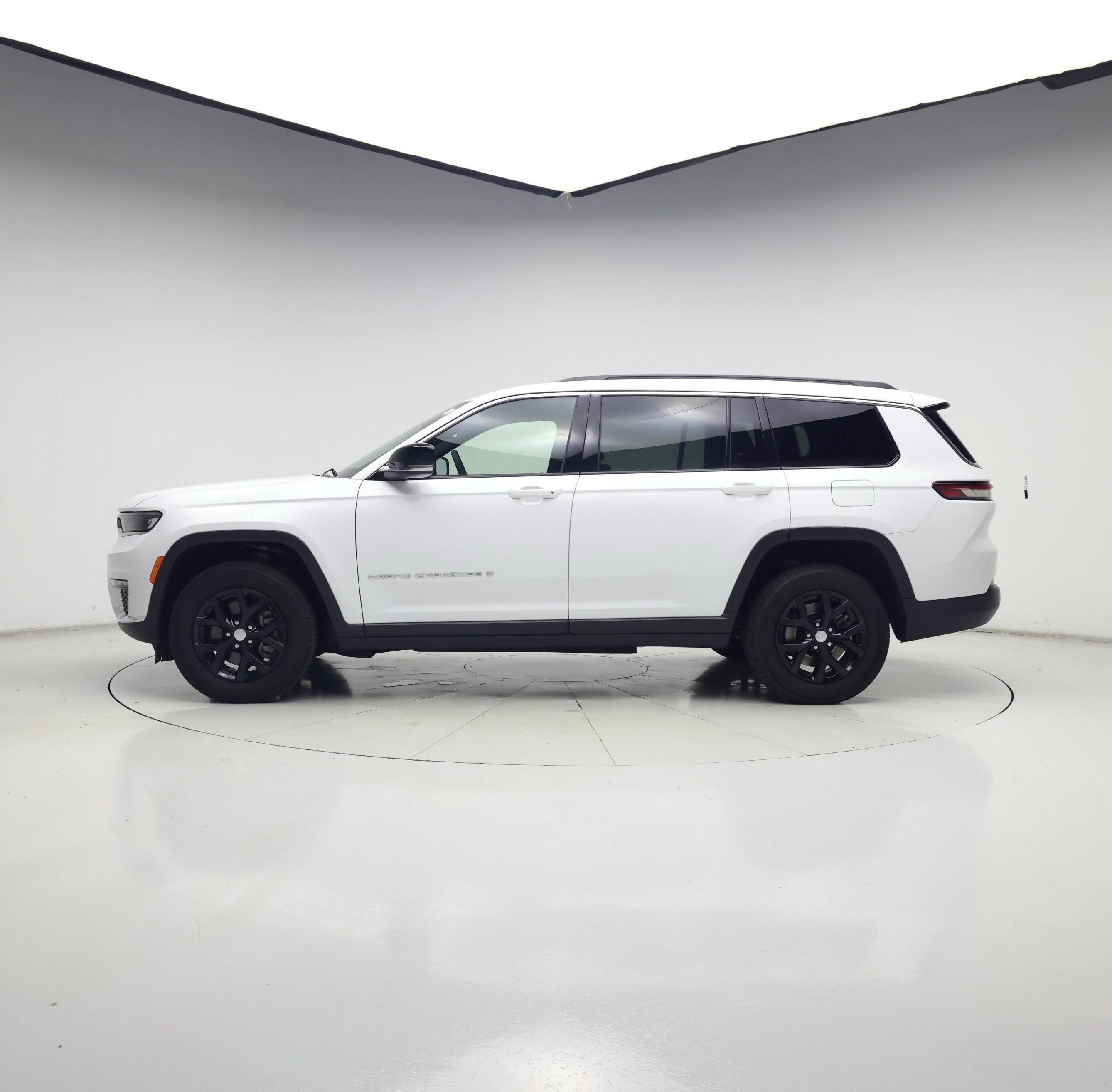 Thumbnail: 2024 Jeep Grand Cherokee L - 3