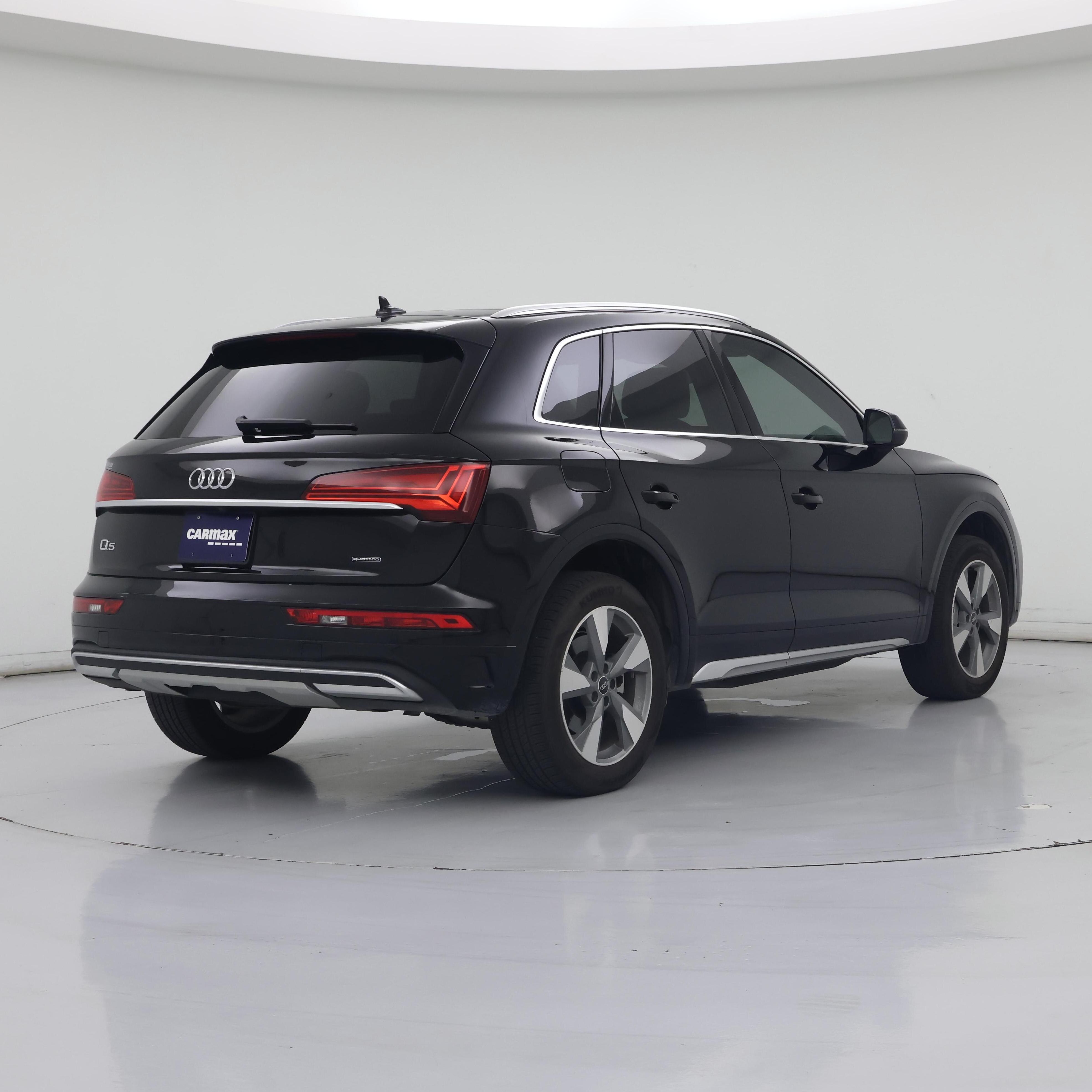 Thumbnail: 2024 Audi Q5 - 8
