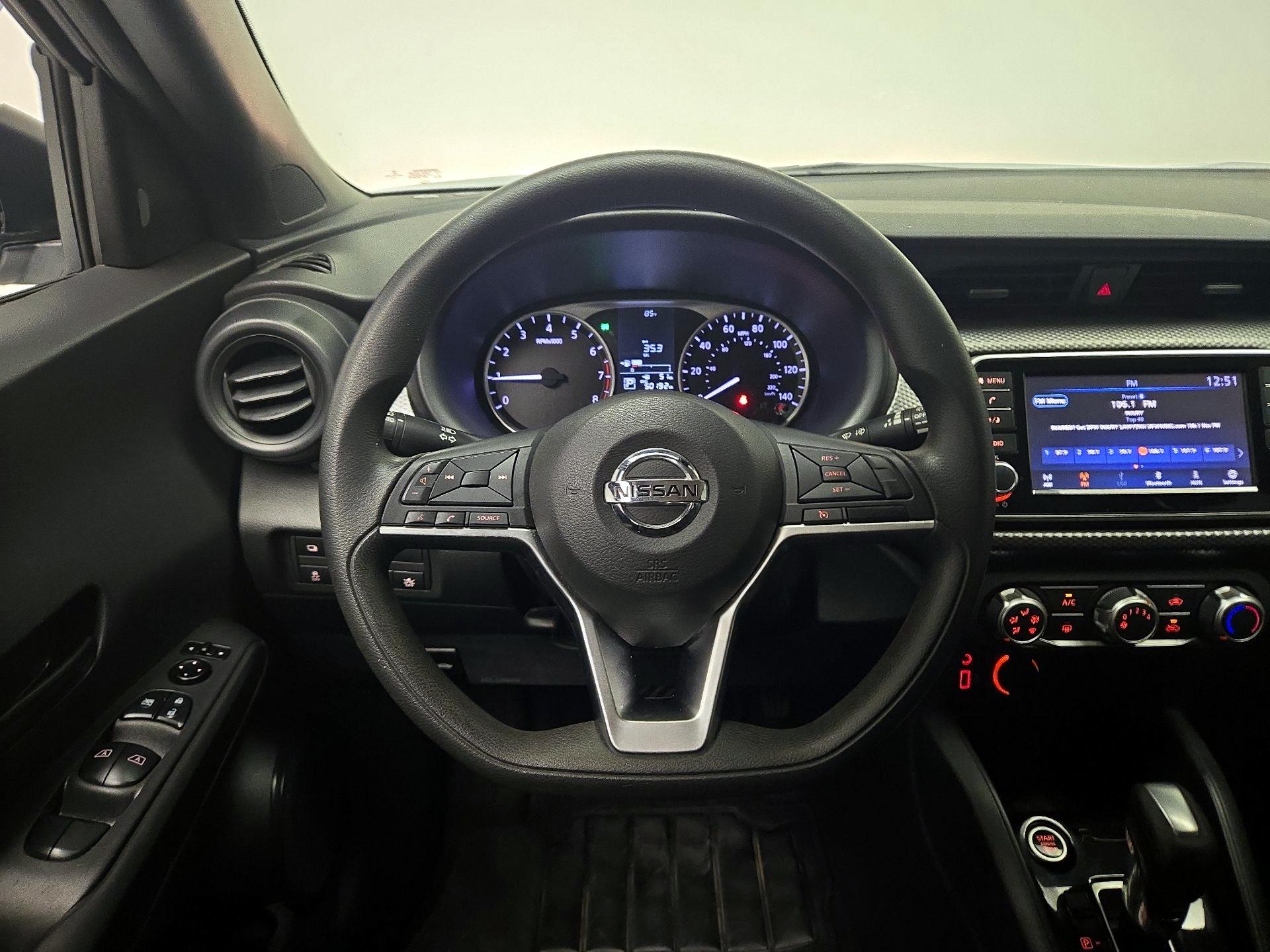 Thumbnail: 2020 Nissan Kicks - 10