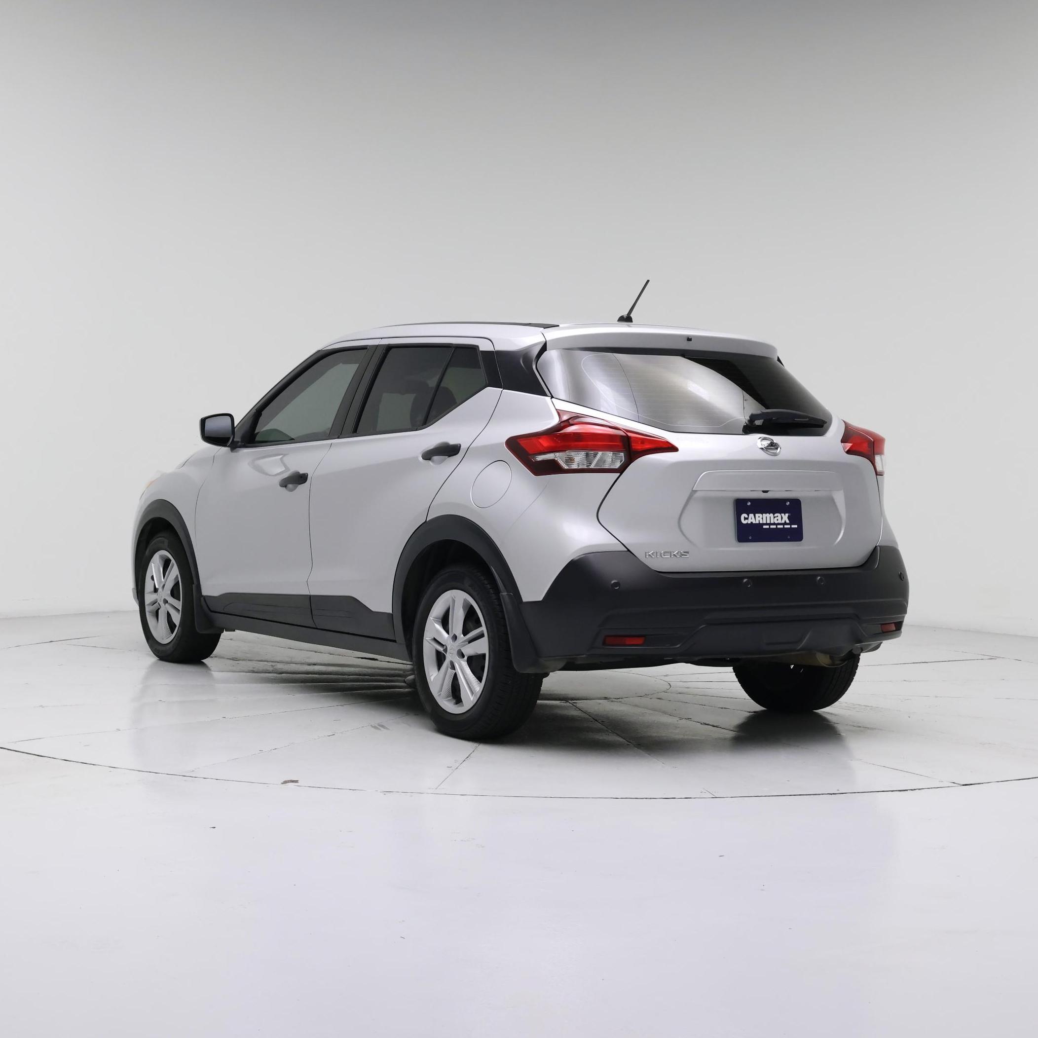 Thumbnail: 2020 Nissan Kicks - 2
