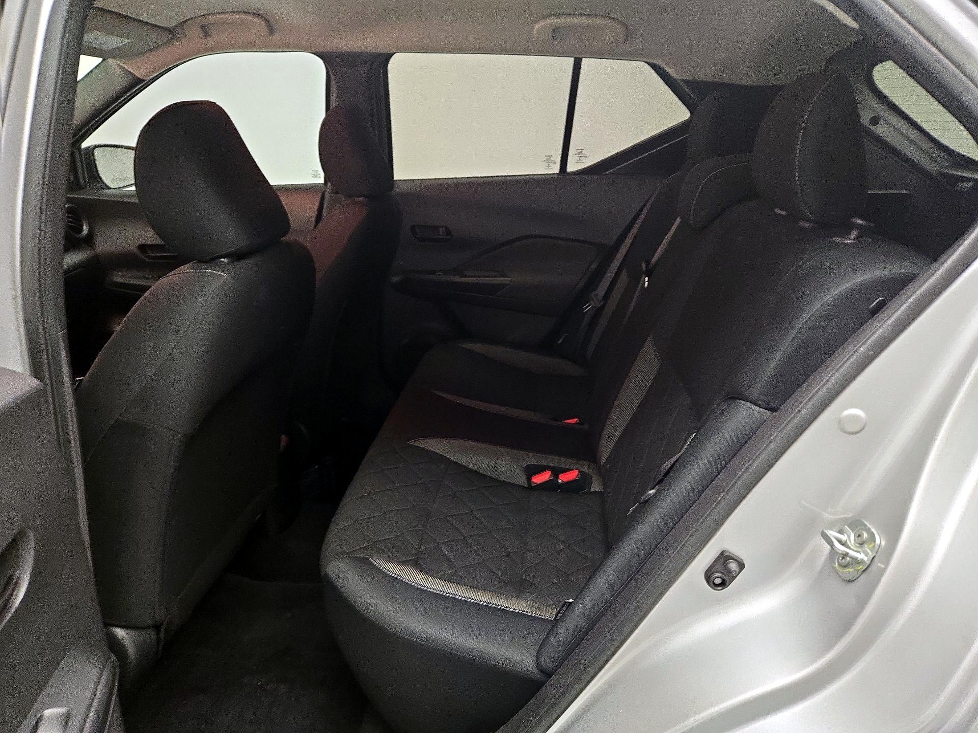 Thumbnail: 2020 Nissan Kicks - 19