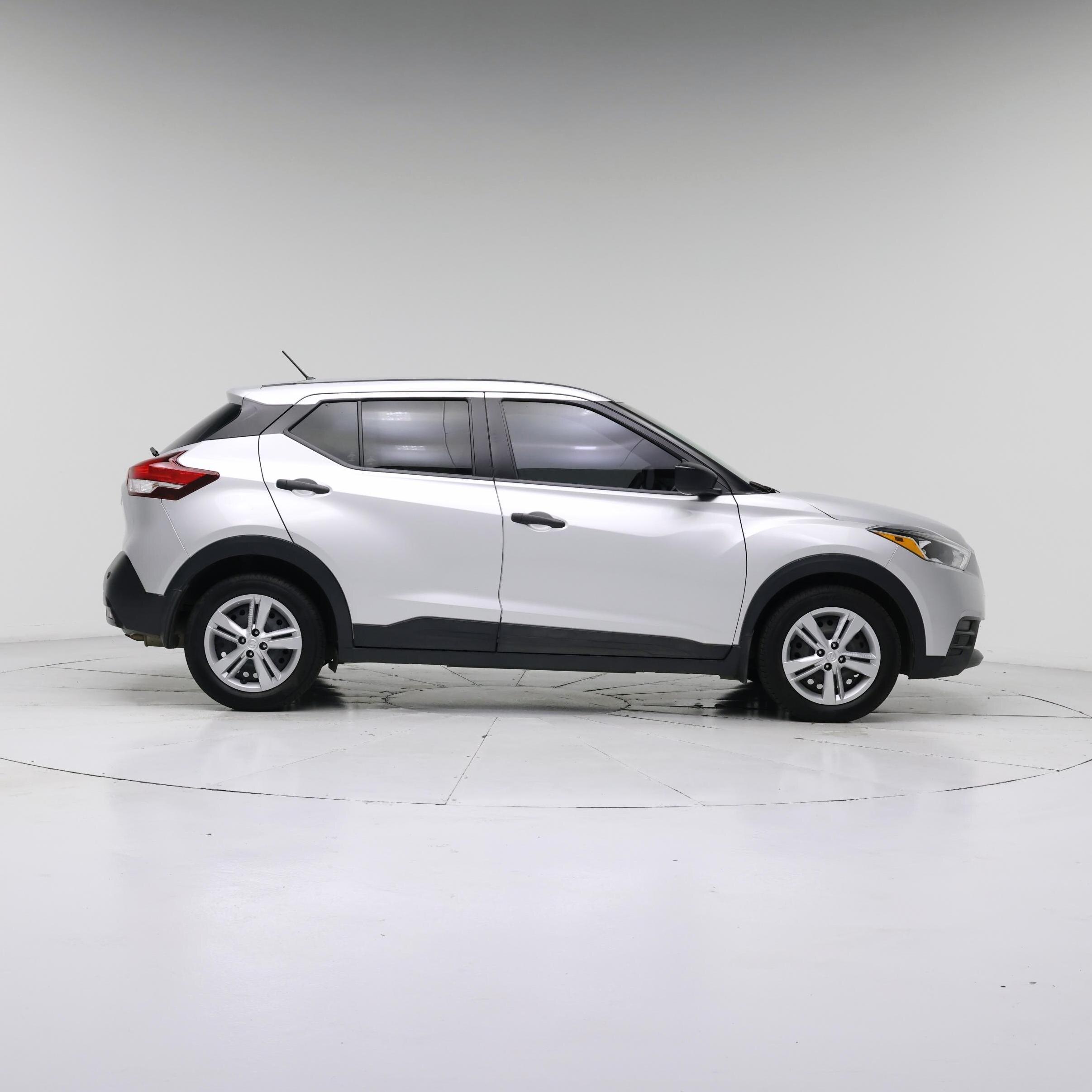 Thumbnail: 2020 Nissan Kicks - 7
