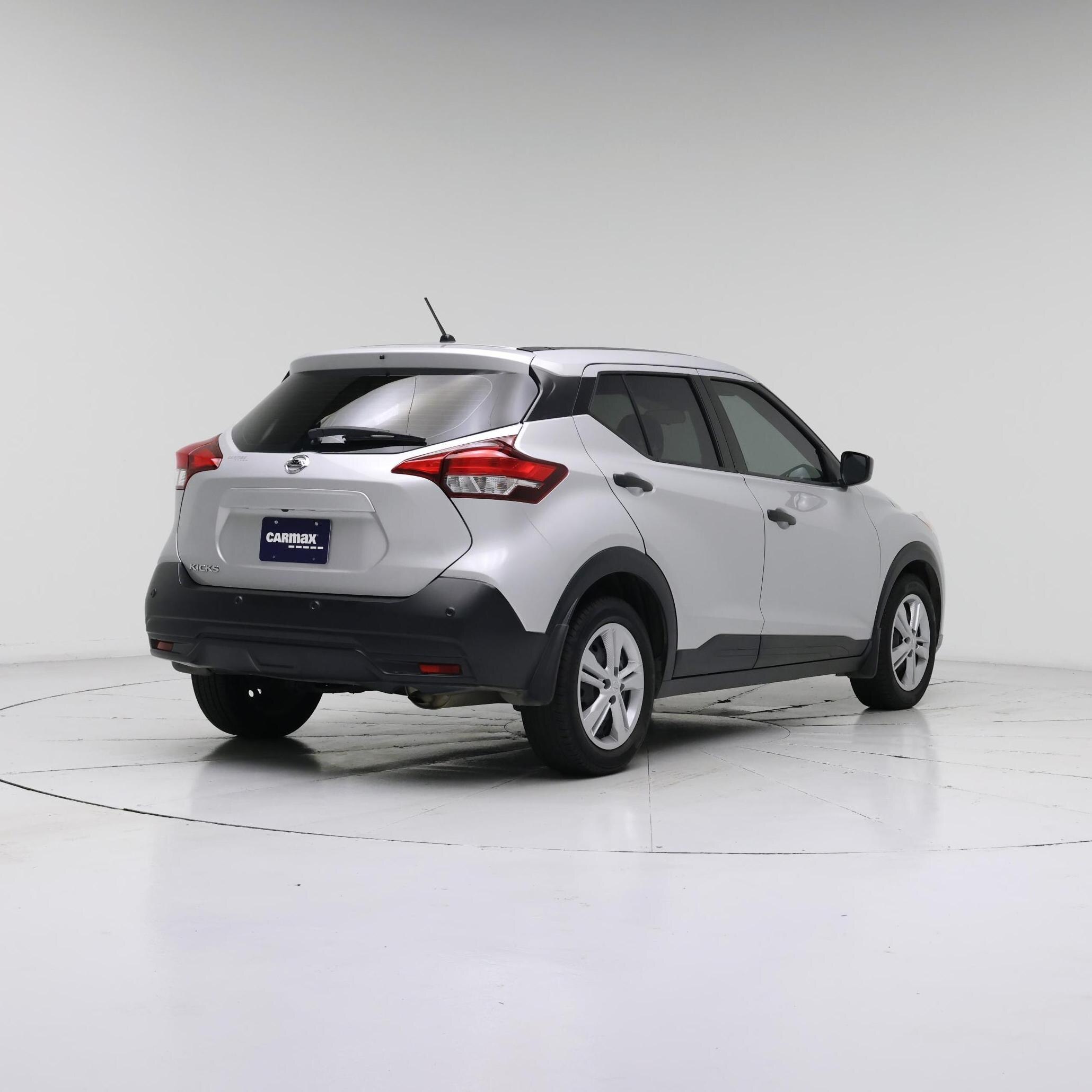 Thumbnail: 2020 Nissan Kicks - 8