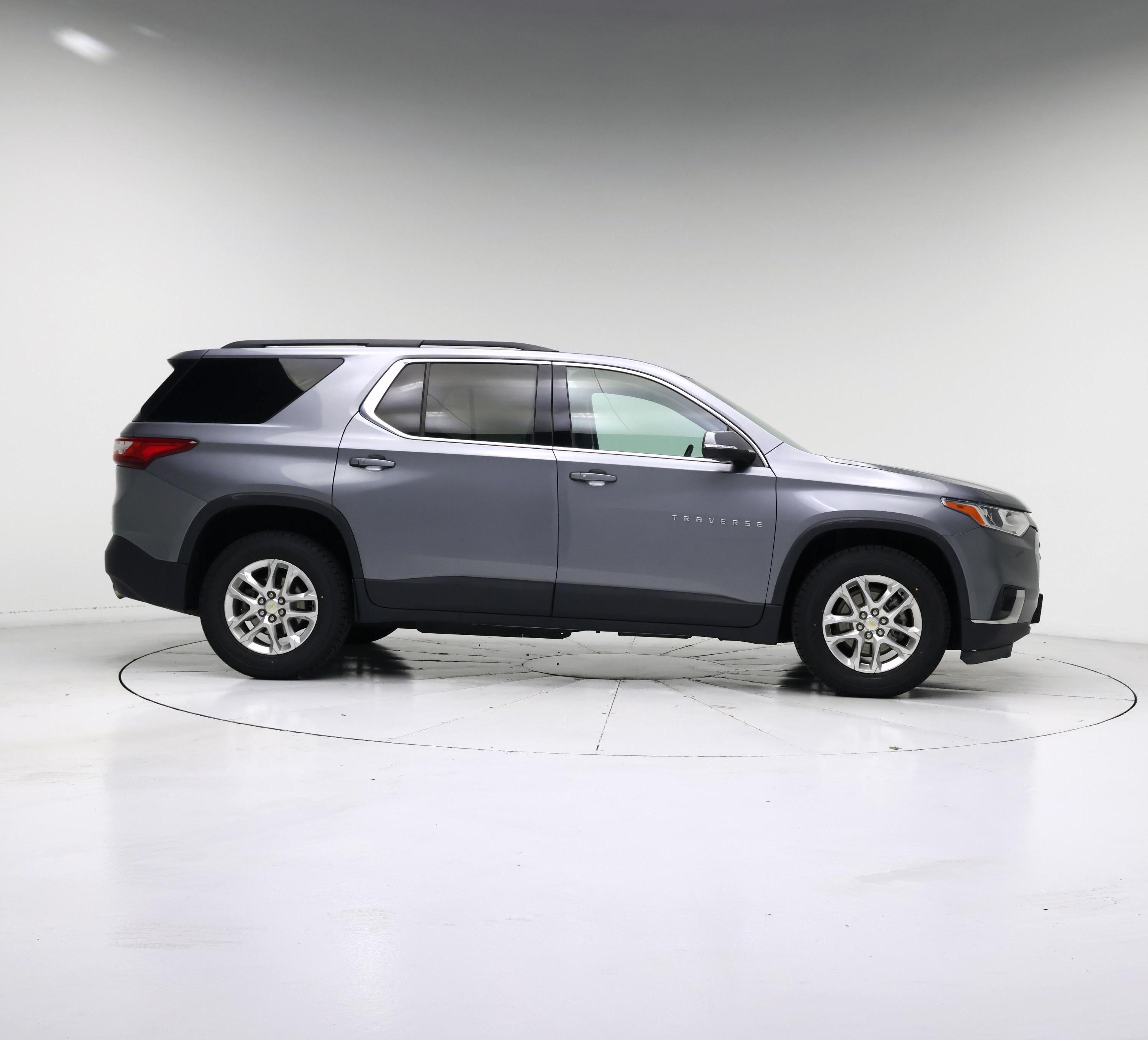 Thumbnail: 2021 Chevrolet Traverse - 7