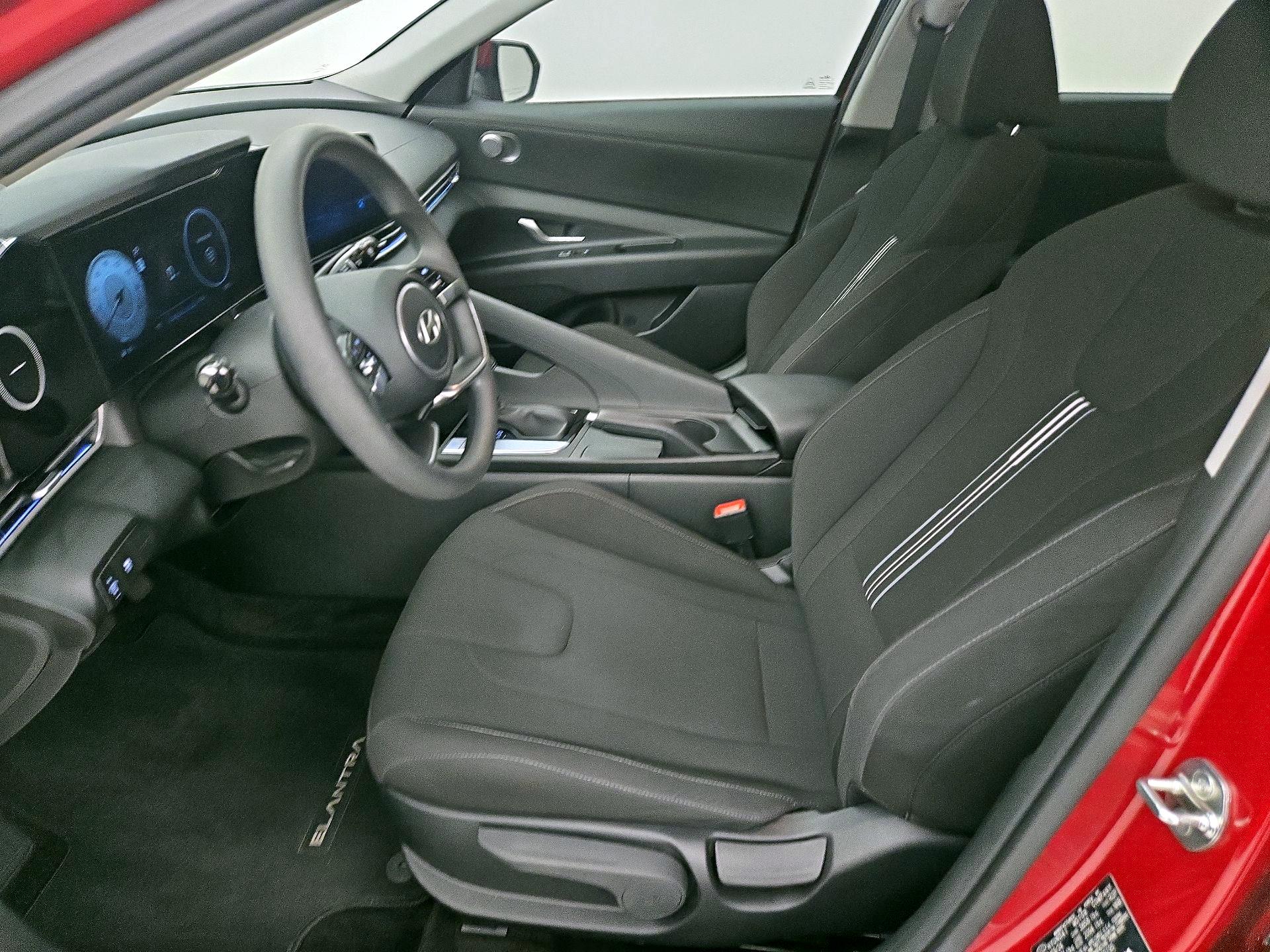 Thumbnail: 2024 Hyundai Elantra - 11