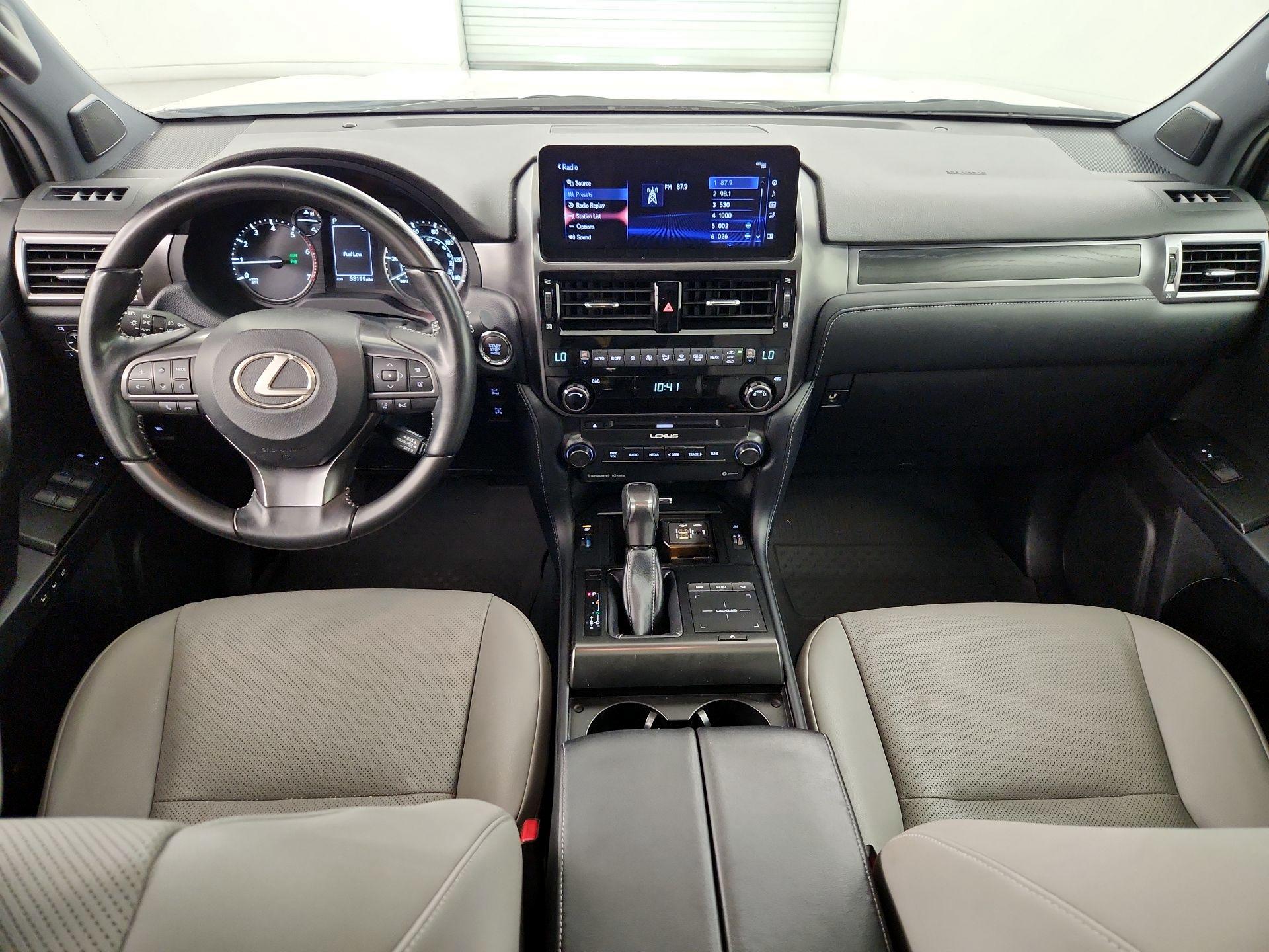 Thumbnail: 2023 Lexus GX - 9