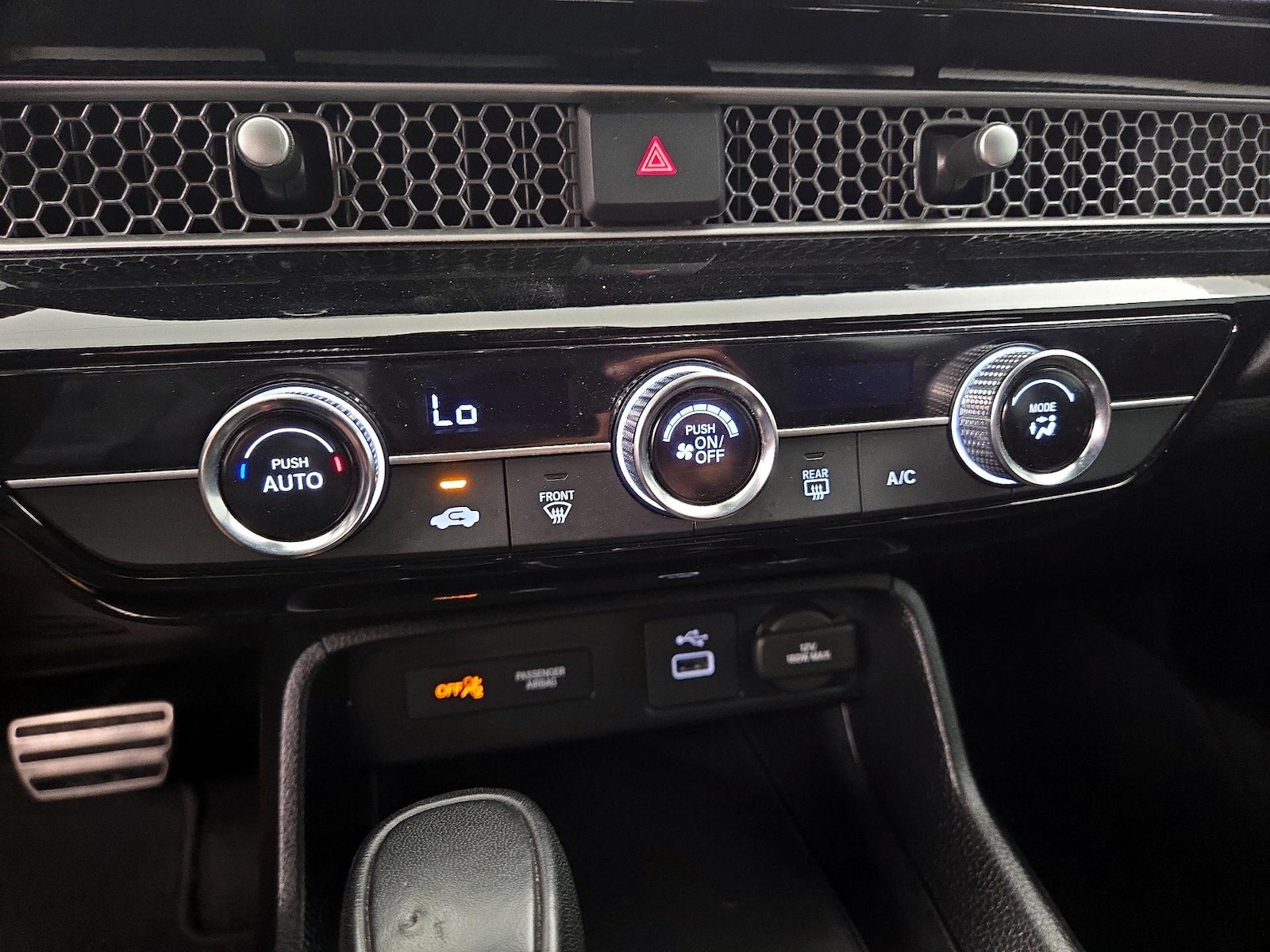2024 Honda Civic Sport - Photo 17