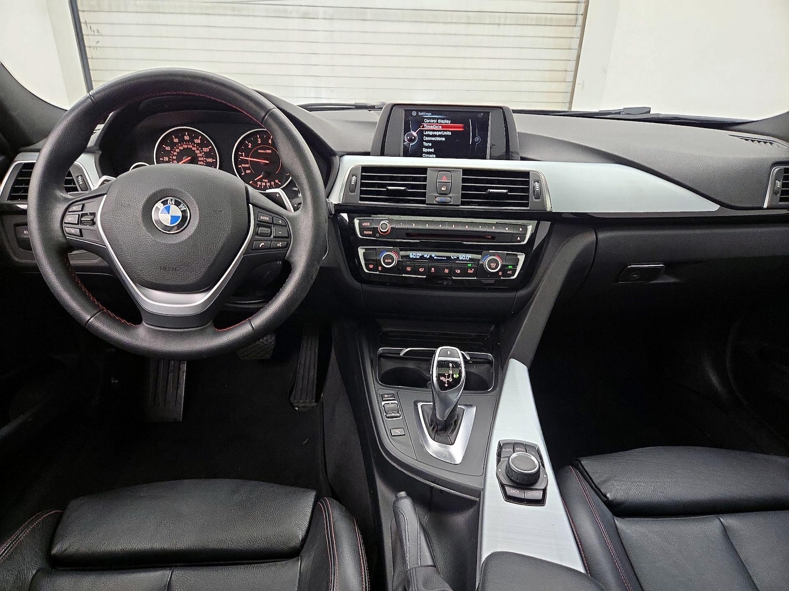 2016 BMW 3 Series 328i - Photo 10