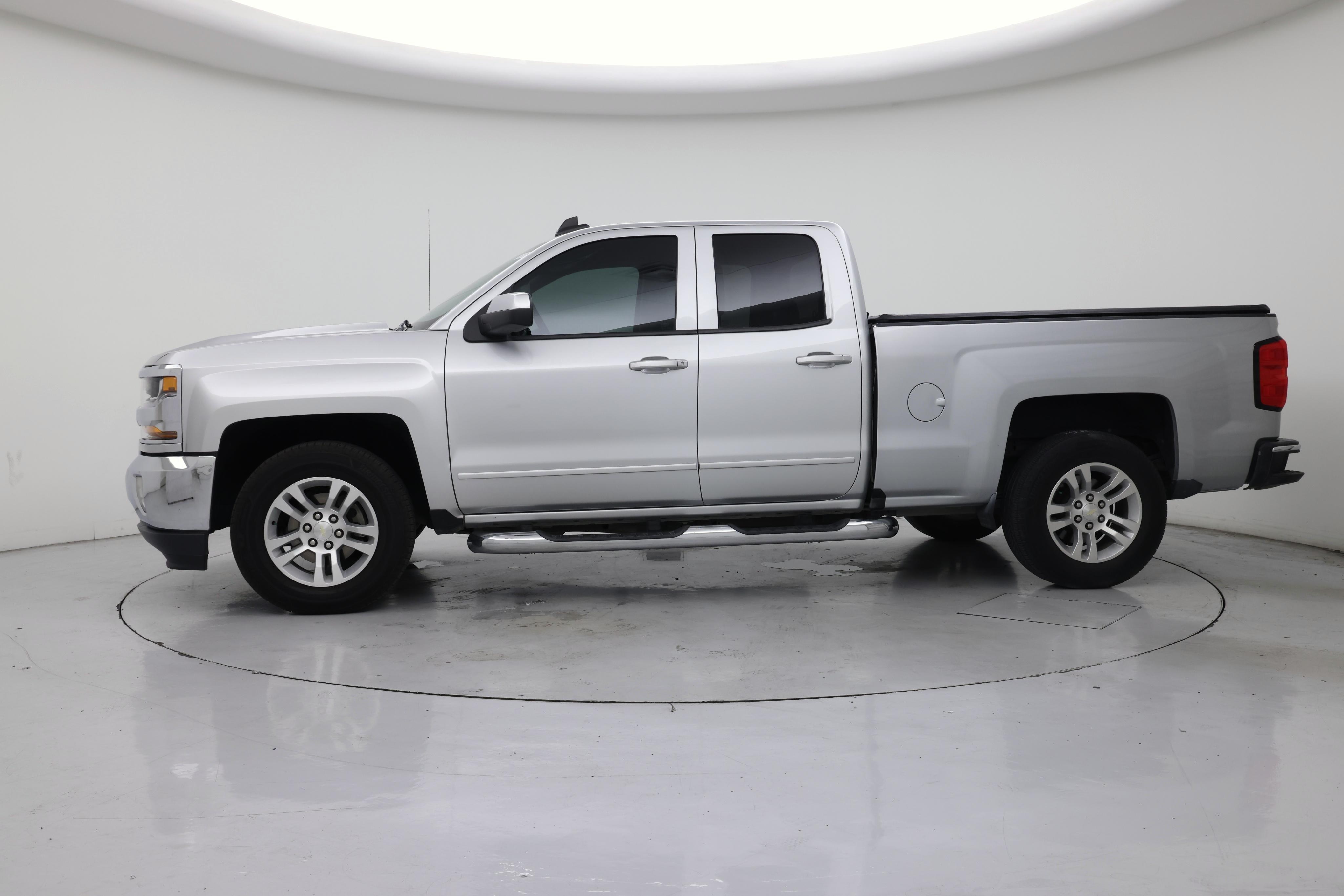 Thumbnail: 2019 Chevrolet Silverado 1500 - 3