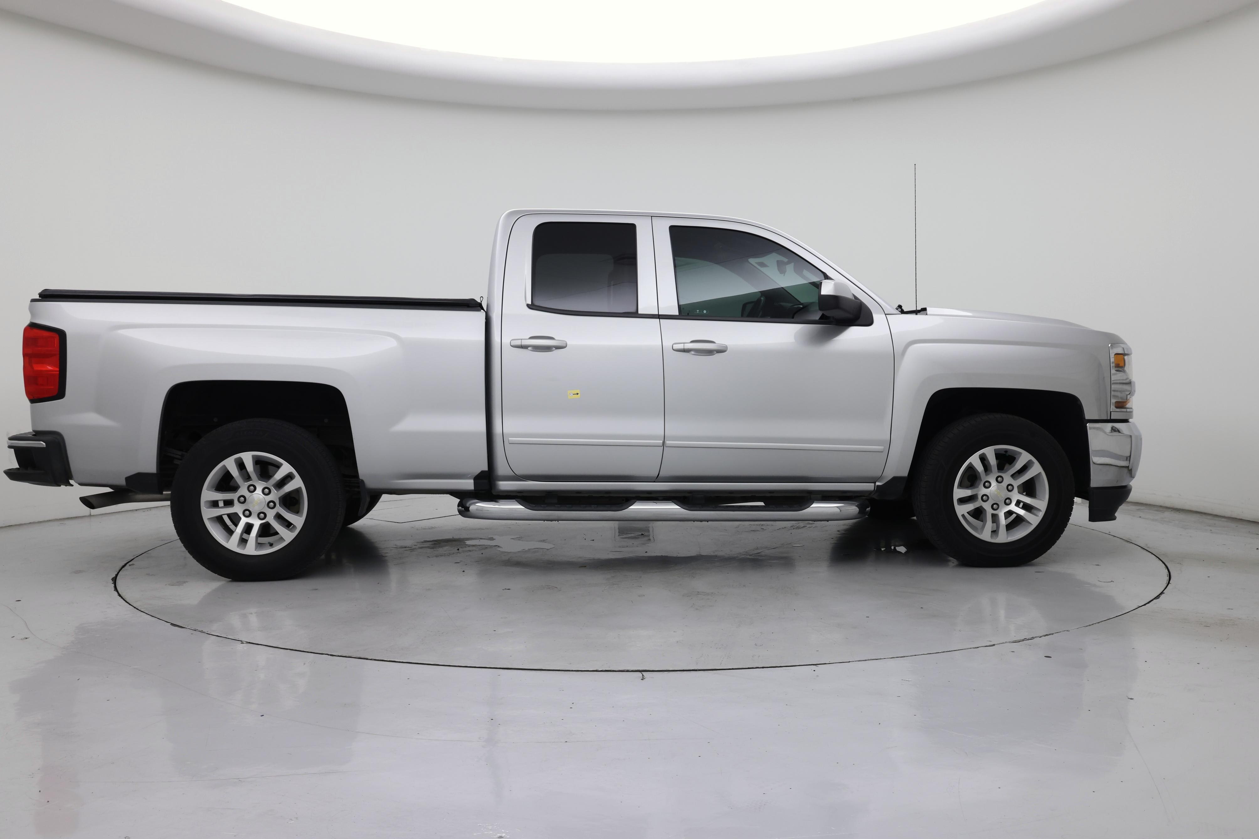 Thumbnail: 2019 Chevrolet Silverado 1500 - 7